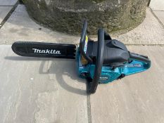 NEW AND UNUSED MAKITA EA3201S CHAINSAW, 14" BAR AND CHAIN, CHAIN COVER AND MANUAL INCLUDED *NO VAT*