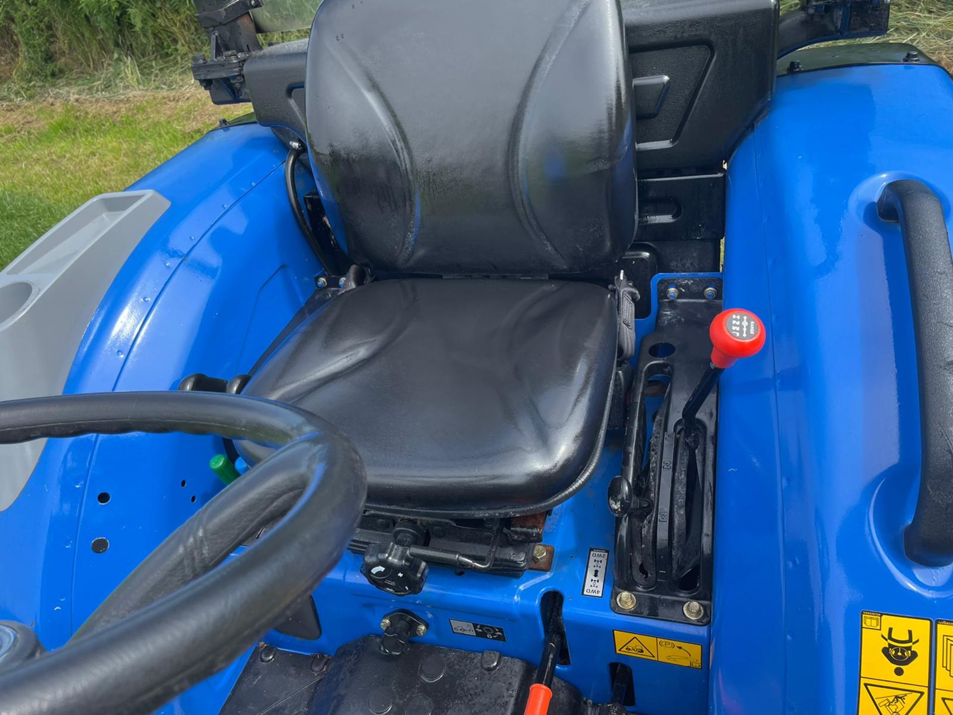 2018 NEW HOLLAND BOOMER 30 COMPACT TRACTOR, RUNS AND DRIVES, SHOWING A LOW 975 HOURS *PLUS VAT* - Image 7 of 9