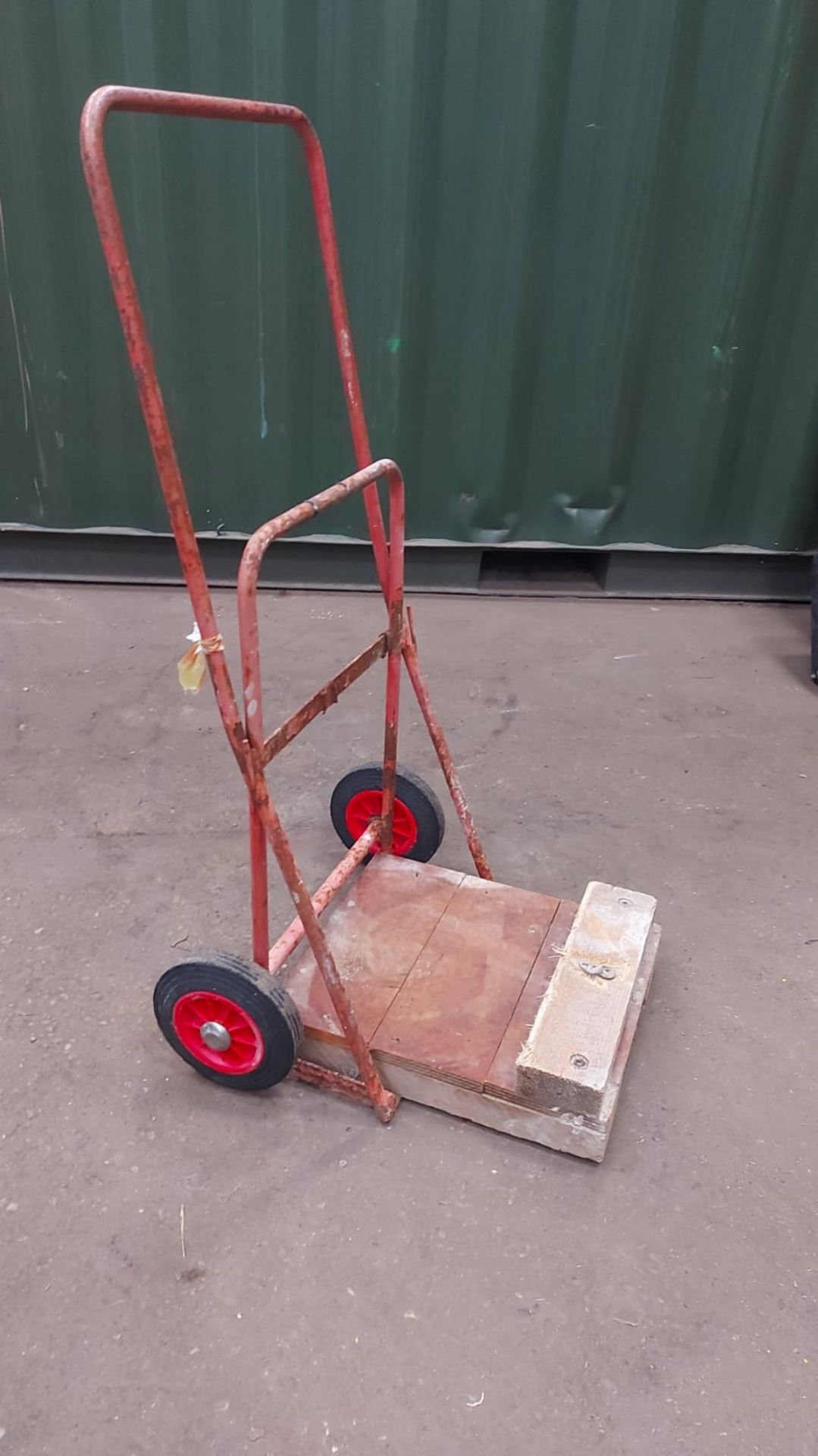 GAS BOTTLE TROLLEY *PLUS VAT*