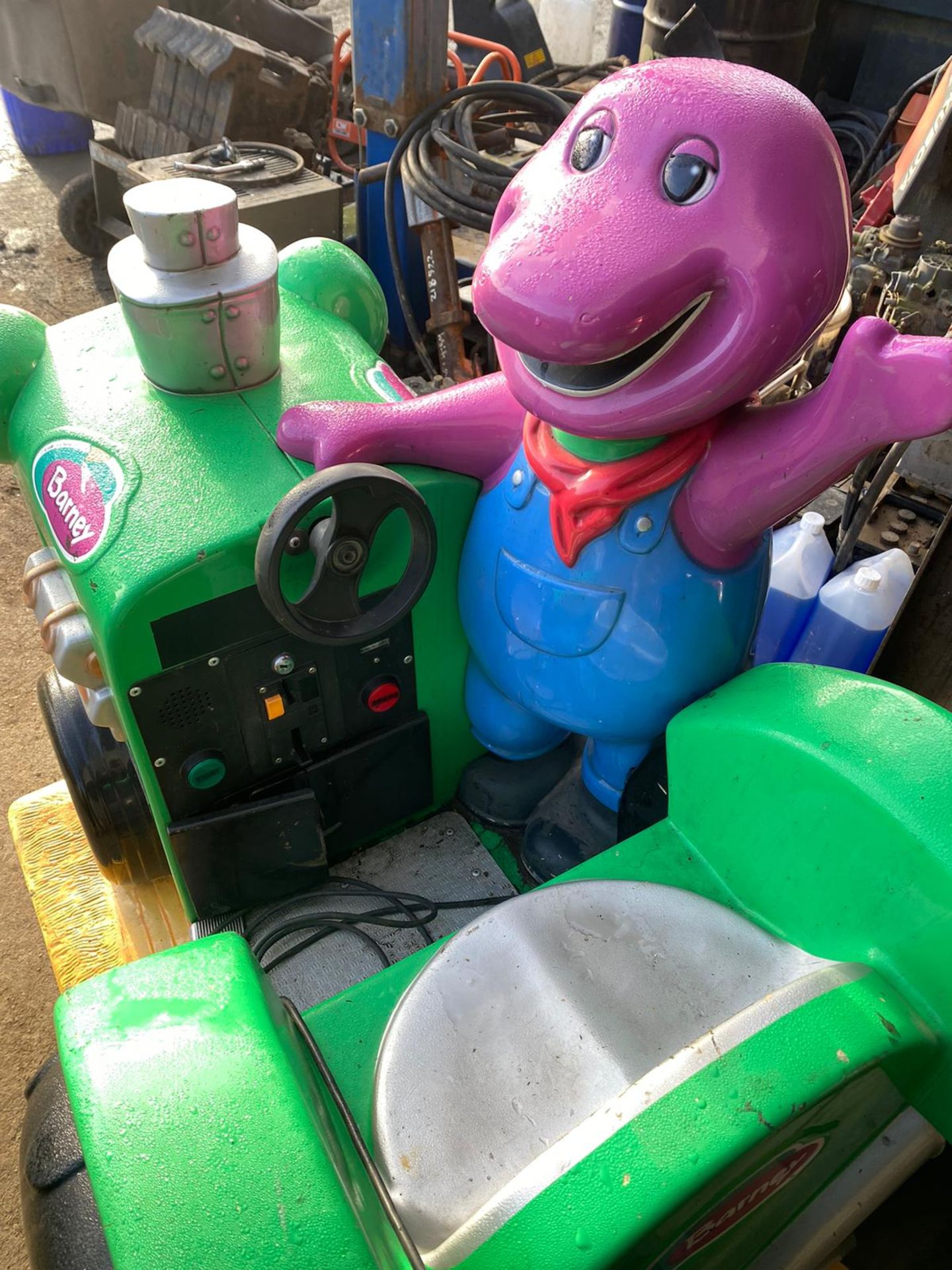 BARNEY KIDS COIN RIDE, 1 POUND TO PLAY, WORKING CONDITION *PLUS VAT* - Image 2 of 5