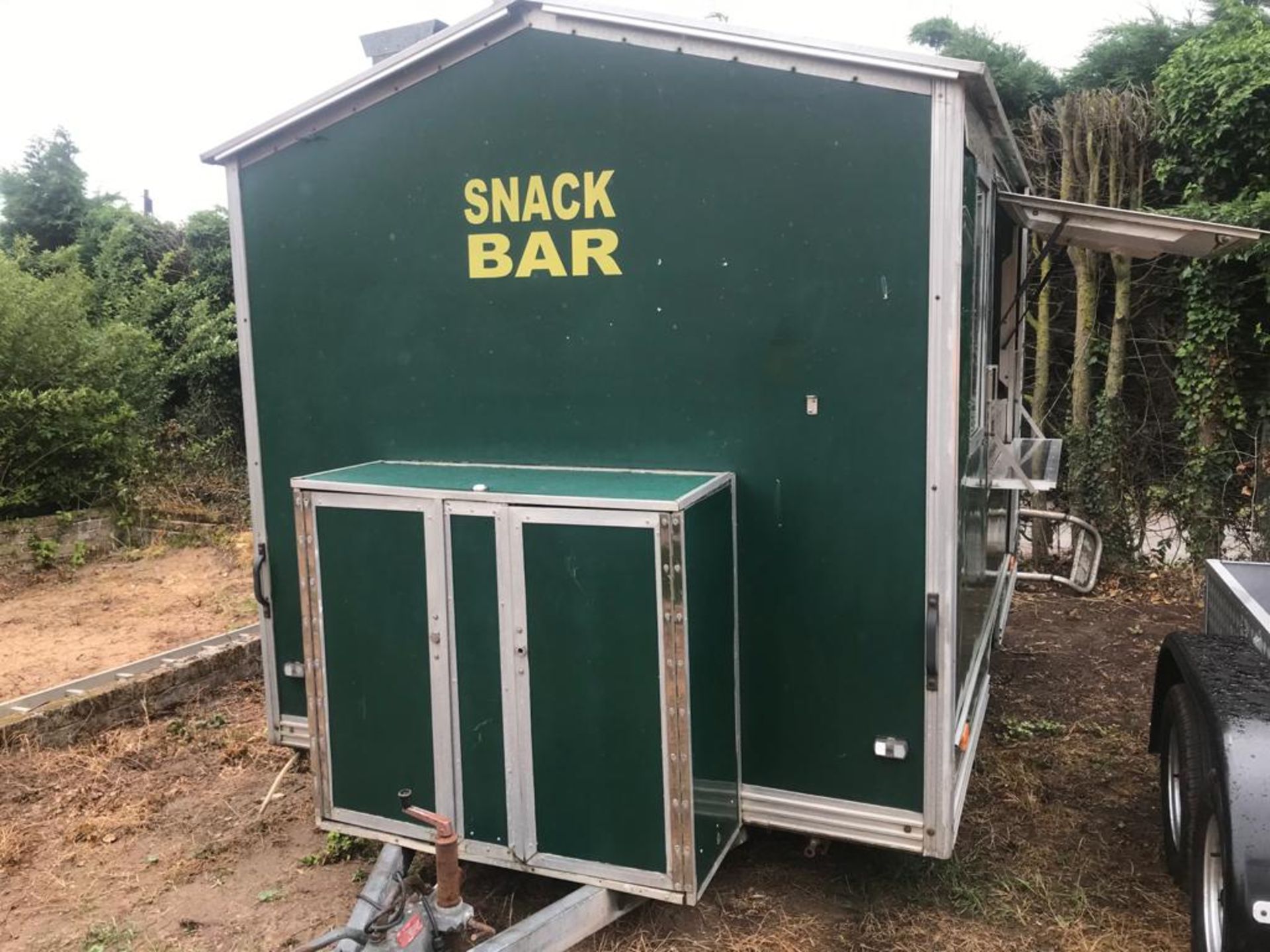 CATERING KIOSK TRAILER / SNACK BAR, IN GREAT CONDITION *NO VAT* - Image 2 of 12