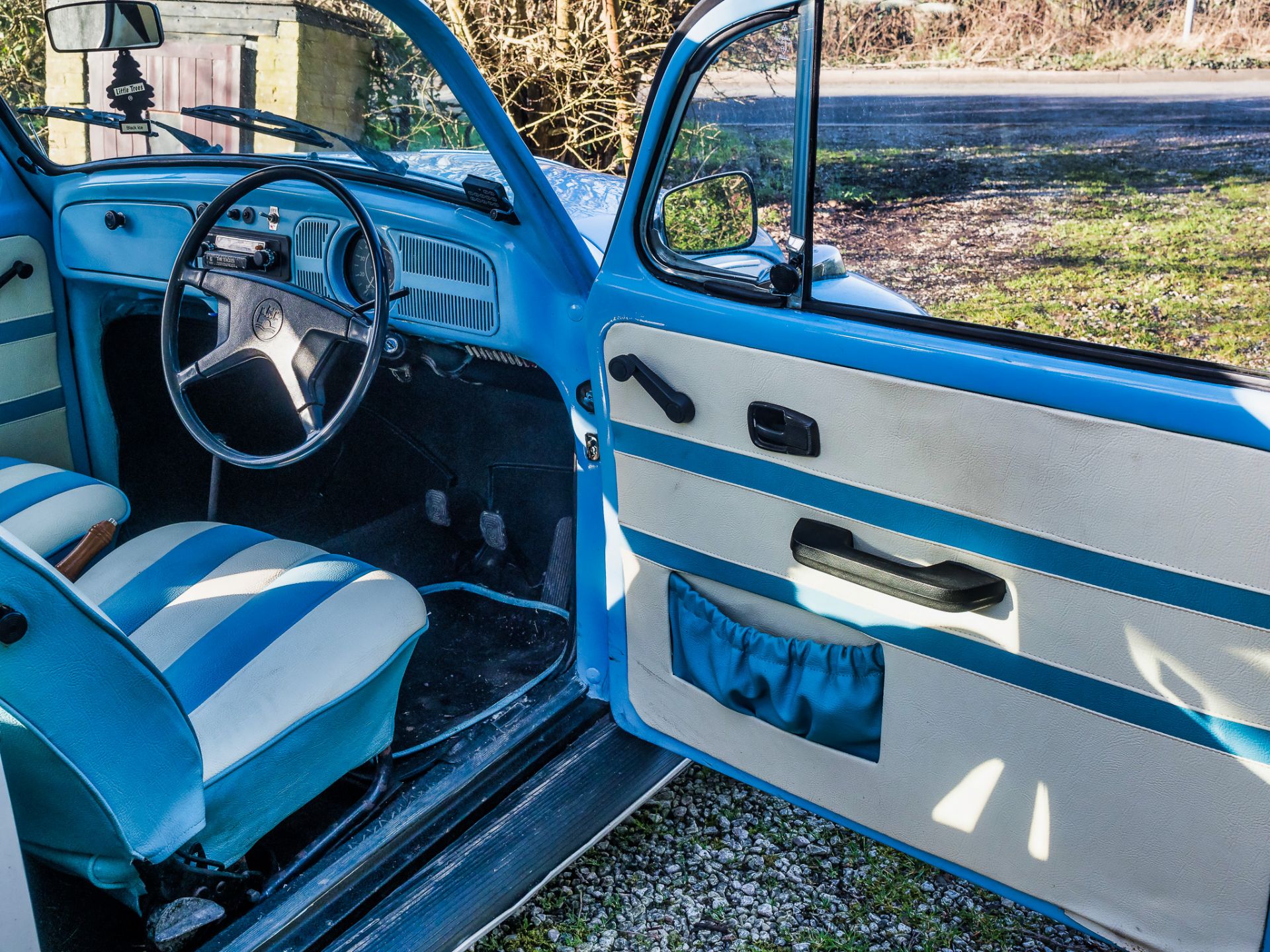 1973 VOLKSWAGEN BEETLE 1200cc LOVE BUG, STARTS AND DRIVES, MOT EXEMPT *NO VAT* - Image 5 of 8