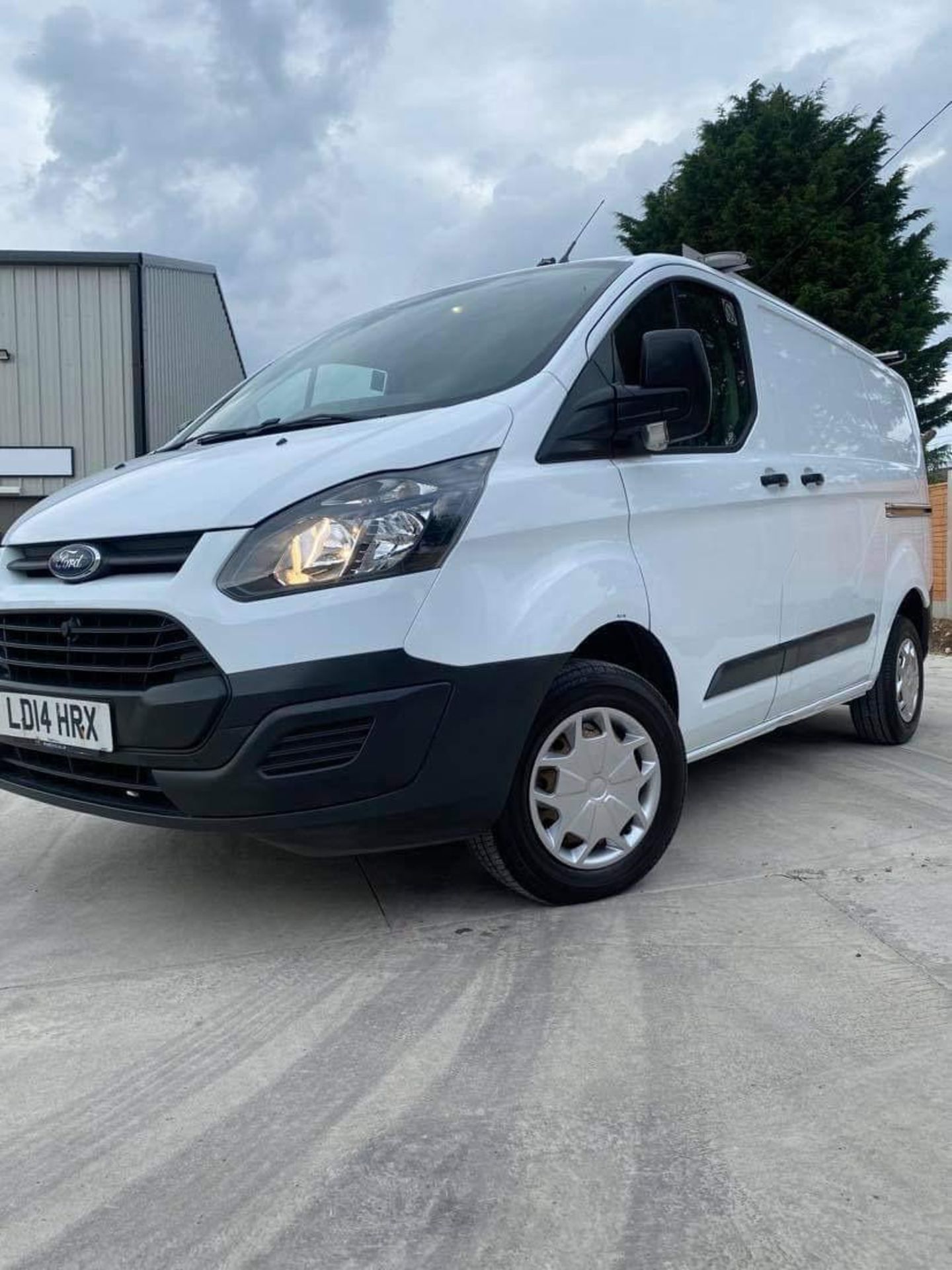 2014 FORD TRANSIT CUSTOM 310 ECO-TECH WHITE PANEL VAN, 77K MILES WITH FSH, 2.2 DIESEL *PLUS VAT* - Image 3 of 10