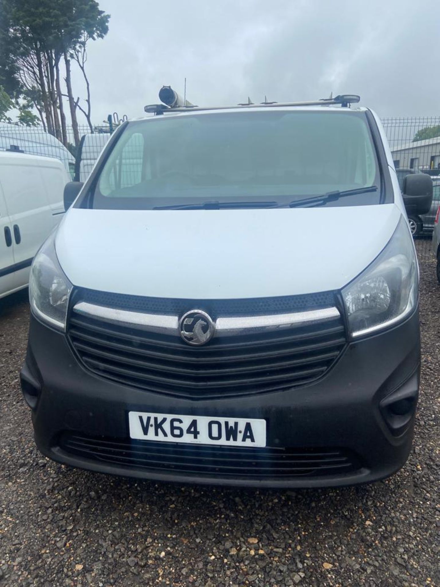 2014 VAUXHALL VIVARO 2900 CDTI ECOFLEX WHITE PANEL VAN, 1.6 DIESEL, 70K MILES WITH FSH *PLUS VAT* - Image 2 of 10