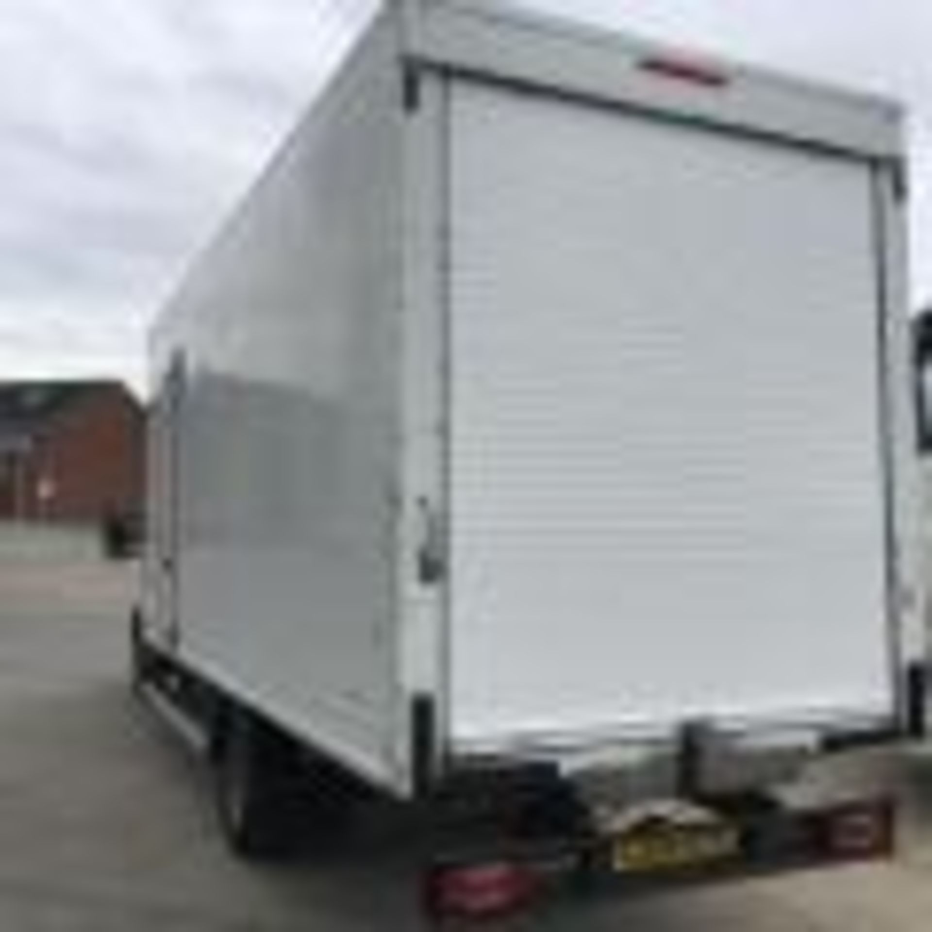 2014 IVECO DAILY 70C170 7 TON WHITE LUTON BOX VAN 19FT BODY, MANUAL GEARBOX, 261,862 MILES *PLUS VAT - Image 4 of 12