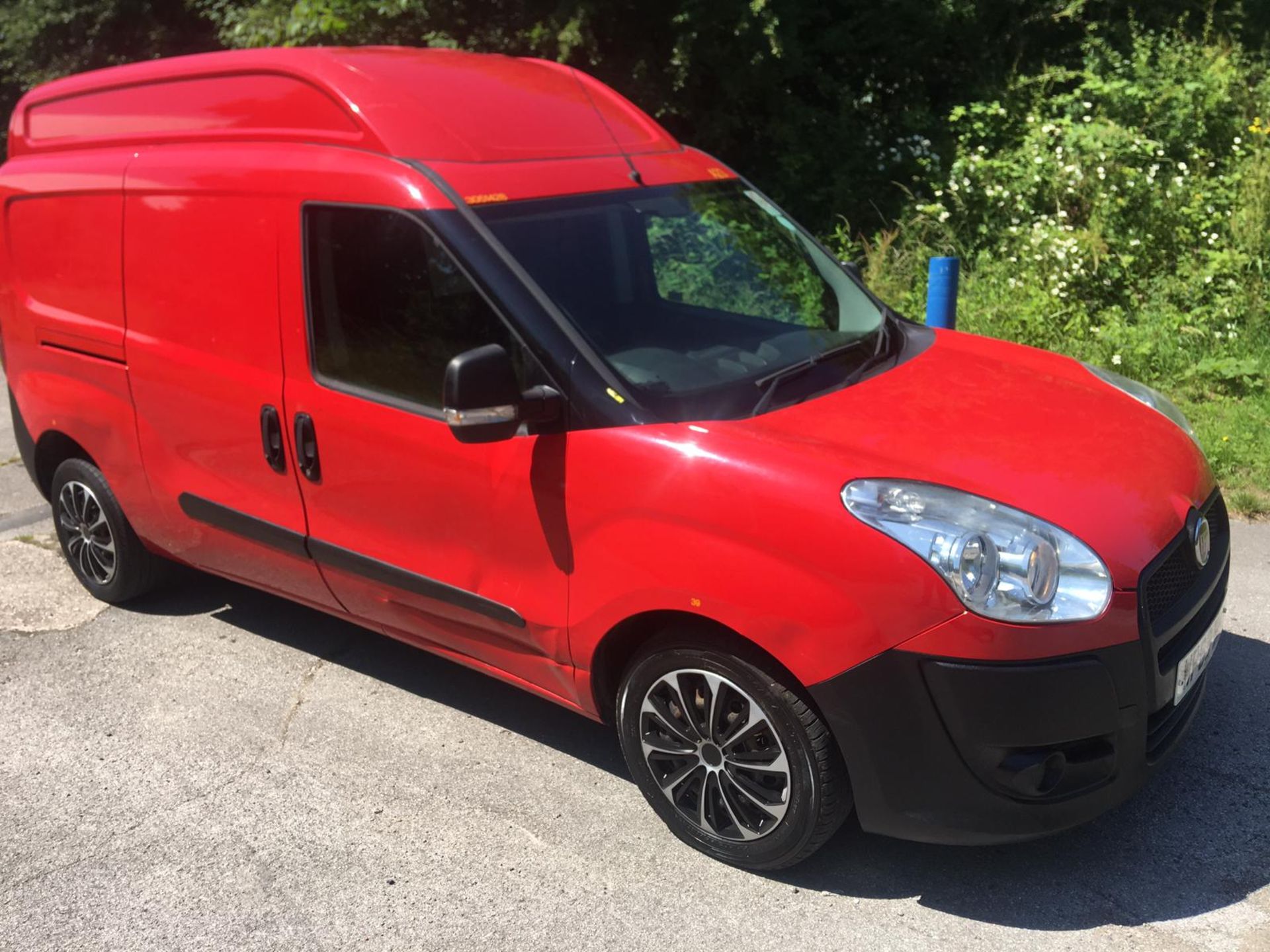 2013 FIAT DOBLO 16V XL MULTIJET LWB RED PANEL VAN, 1.6 DIESEL, SHOWING 41,860 MILES *NO VAT* - Image 10 of 22