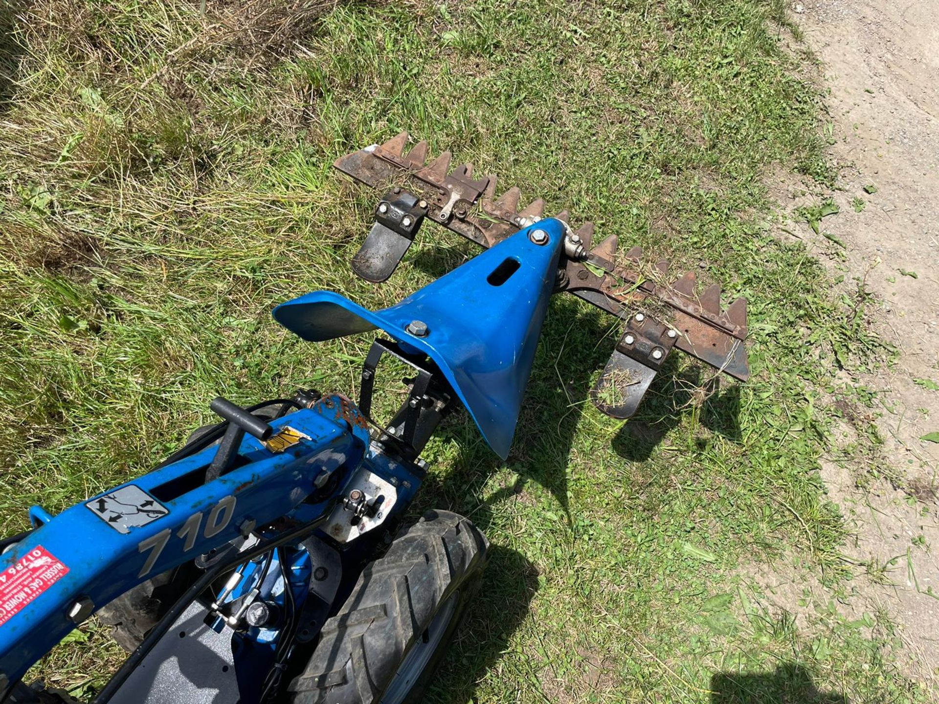 BCS 710 SELF PROPELLED PETROL WALK BEHIND MULTI TOOL WITH SCYTHE MOWER TOOL *PLUS VAT* - Image 6 of 8