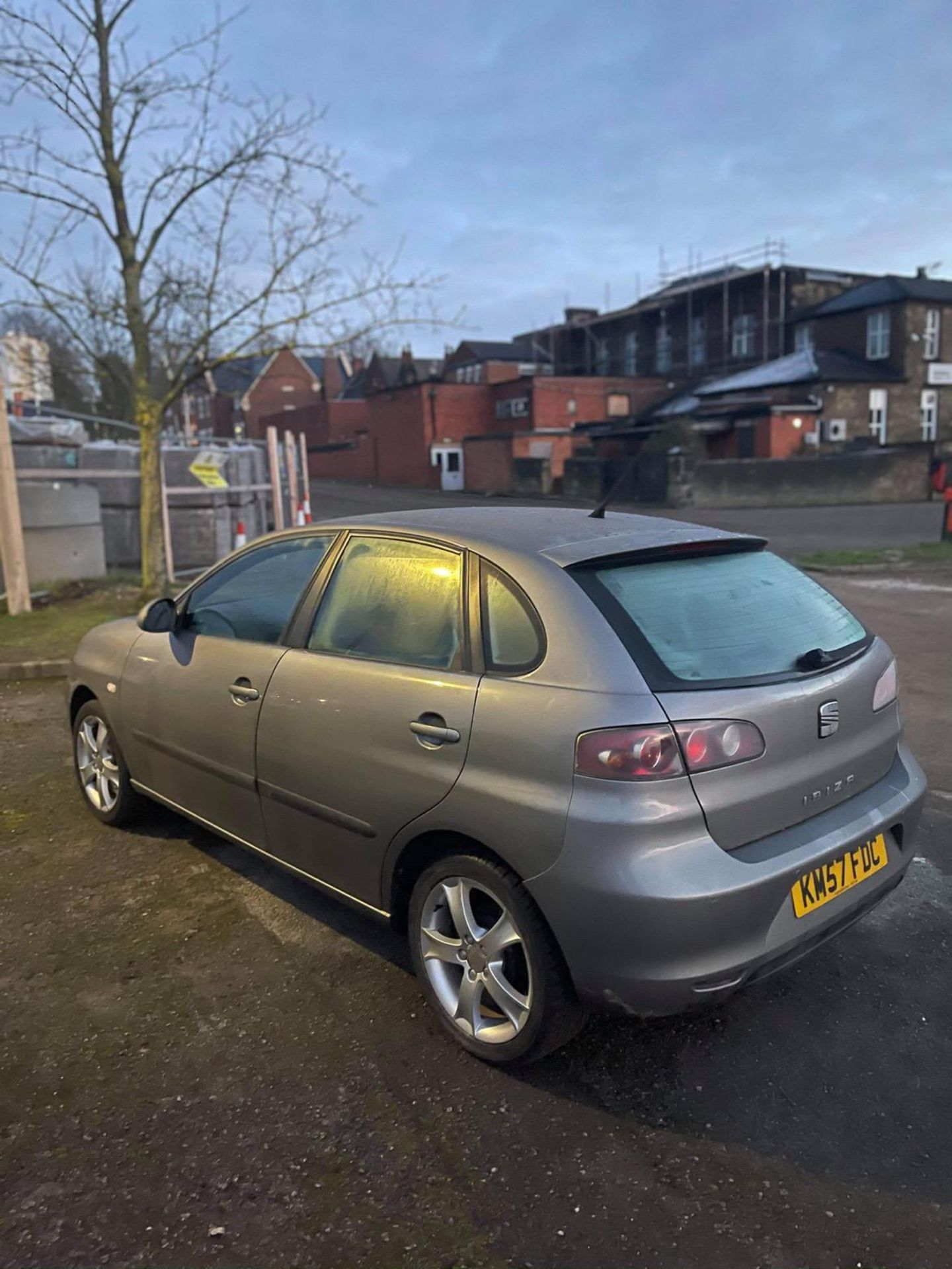 2007/57 REG SEAT IBIZA SPORT 1.4 PETROL GREY 3 DOOR HATCHBACK *NO VAT* - Image 6 of 9