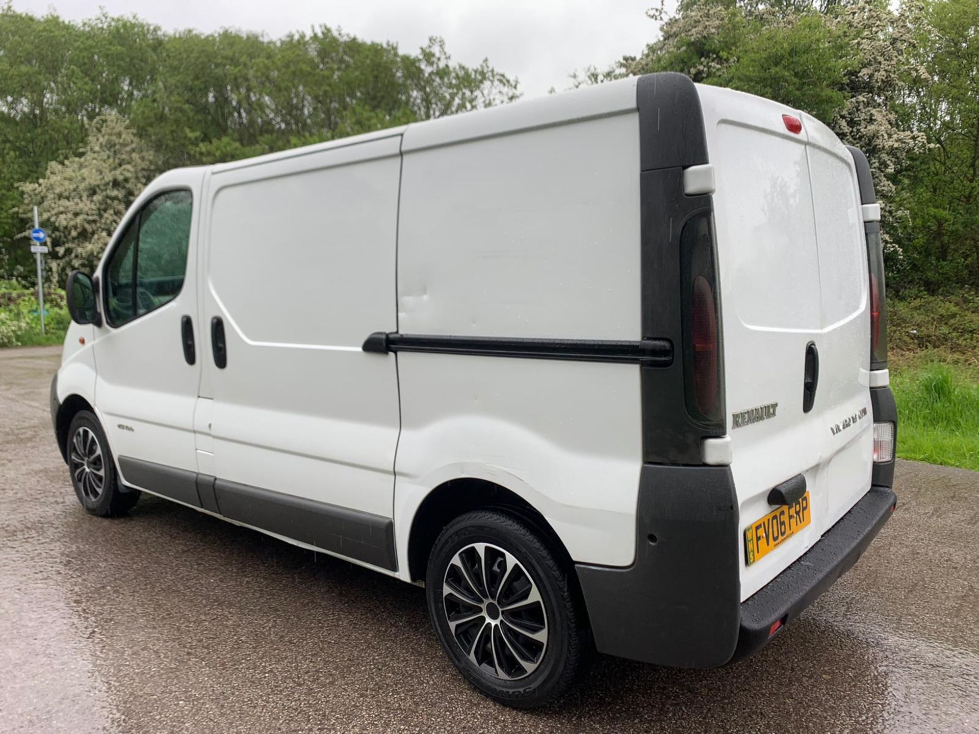 2006 RENAULT TRAFIC SL27 DCI 100 SWB WHITE PANEL VAN, 1870cc DIESEL ENGINE *NO VAT* - Image 4 of 14