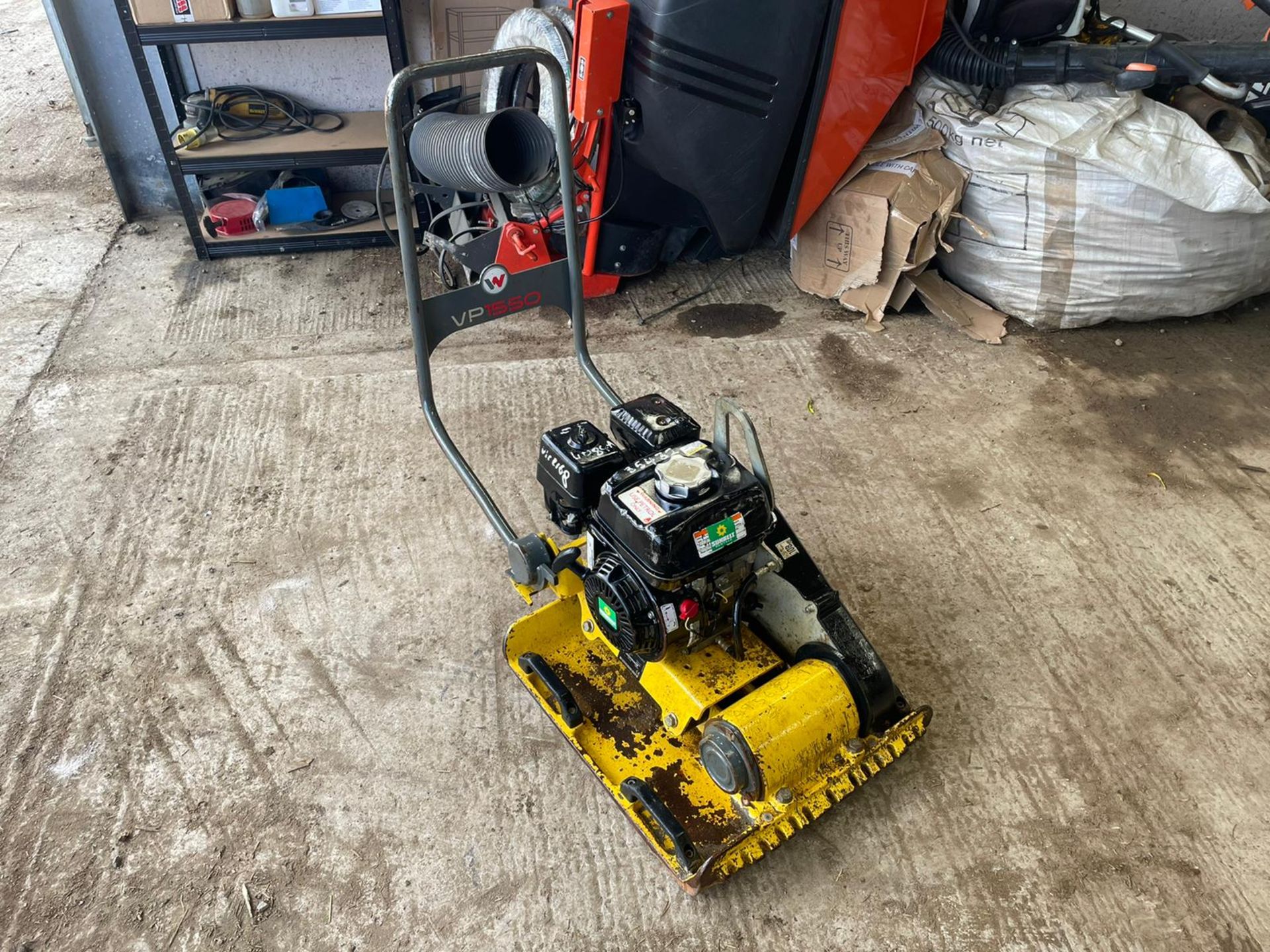 2018 WACKER NEUSON VP1550 PETROL WACKER PLATE, RUNS AND VIBRATES, HONDA GX160 ENGINE *NO VAT* - Image 2 of 8