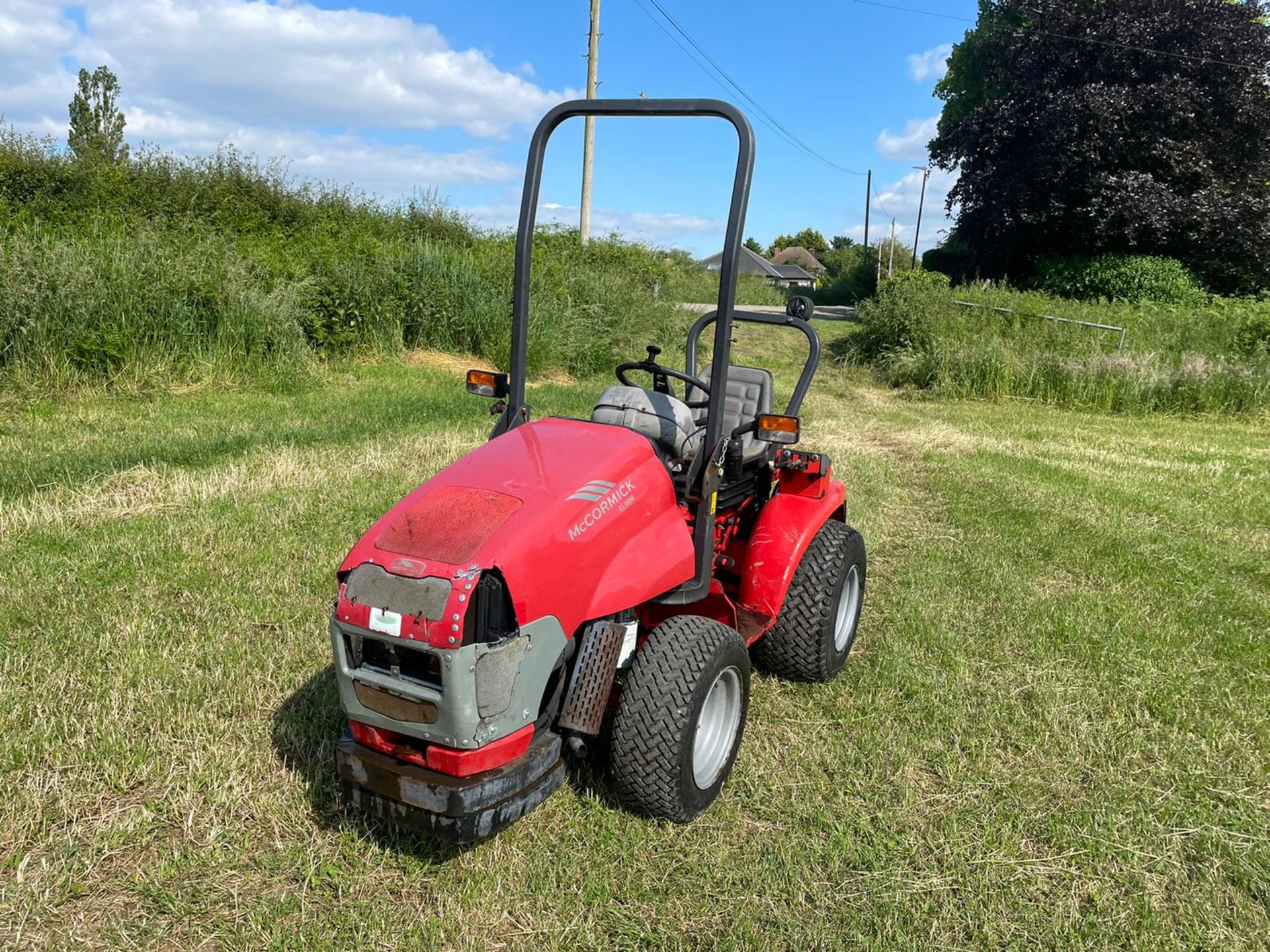 2003 McCORMICK G30R REVERSE COMPACT TRACTOR, RUNS AND DRIVES, SHOWING 397 HOURS *PLUS VAT* - Image 3 of 13