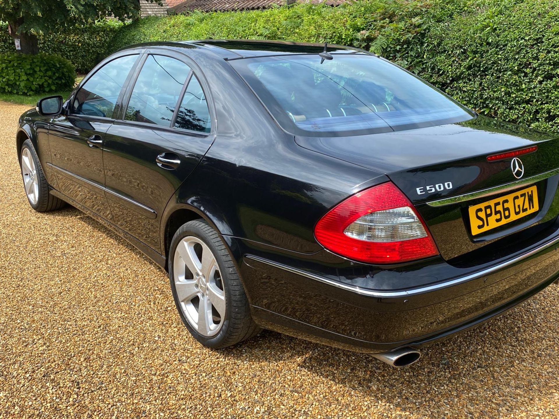 2006 MERCEDES E500 SPORT AUTO BLACK 4 DOOR SALOON, 5461cc GAS BI-FUEL, 188,042 MILES *NO VAT* - Image 4 of 25