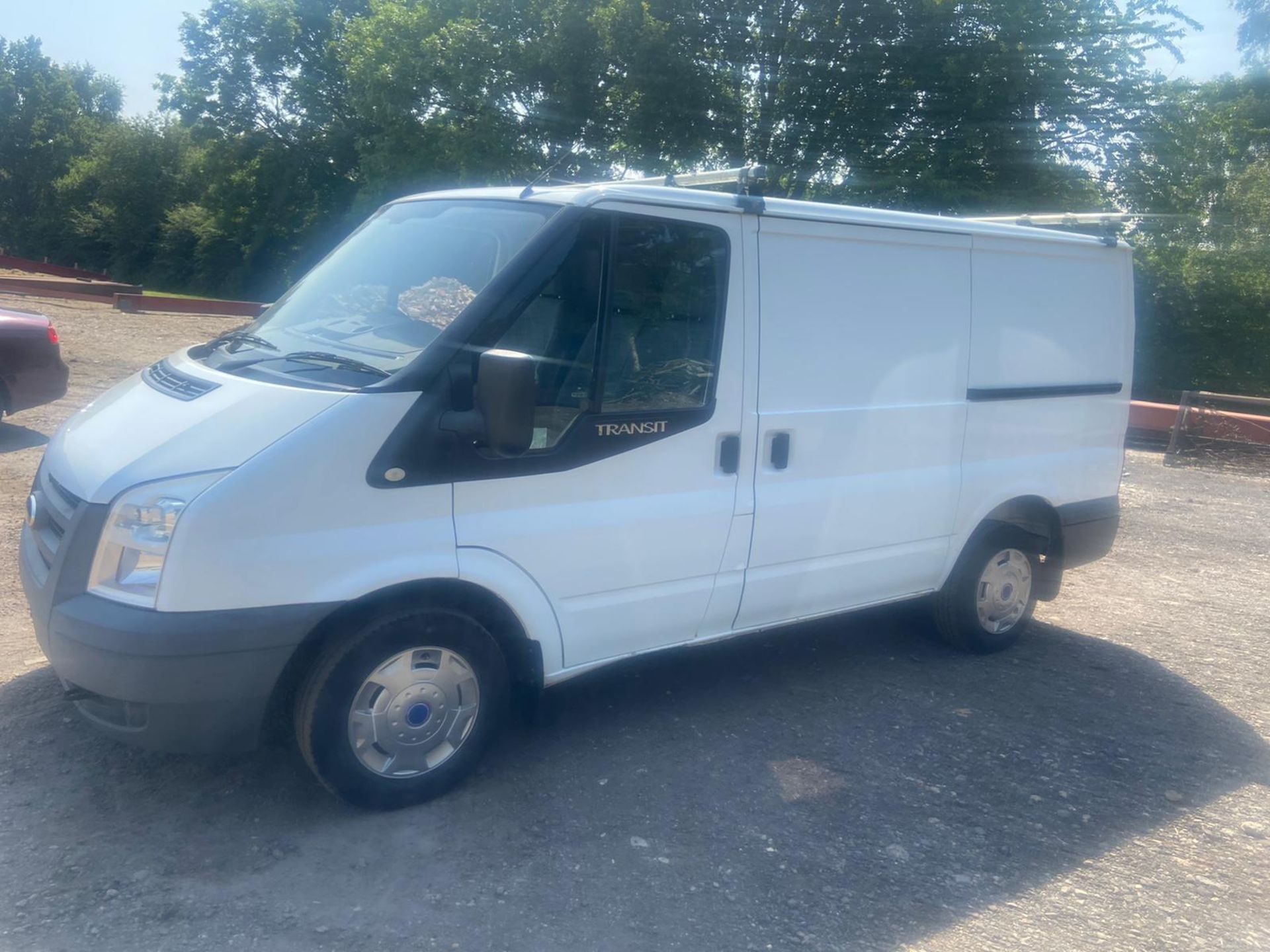 2011 FORD TRANSIT 85 T260M FWD WHITE PANEL VAN, 2.2 DIESEL ENGINE, 100,850 MILES *PLUS VAT* - Image 3 of 11