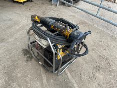 2017 JCB HYDRAULIC BEAVER PACK WITH JCB GUN, RUNS AND WORKS, HOSE AND GUN ARE INCLUDED *NO VAT*