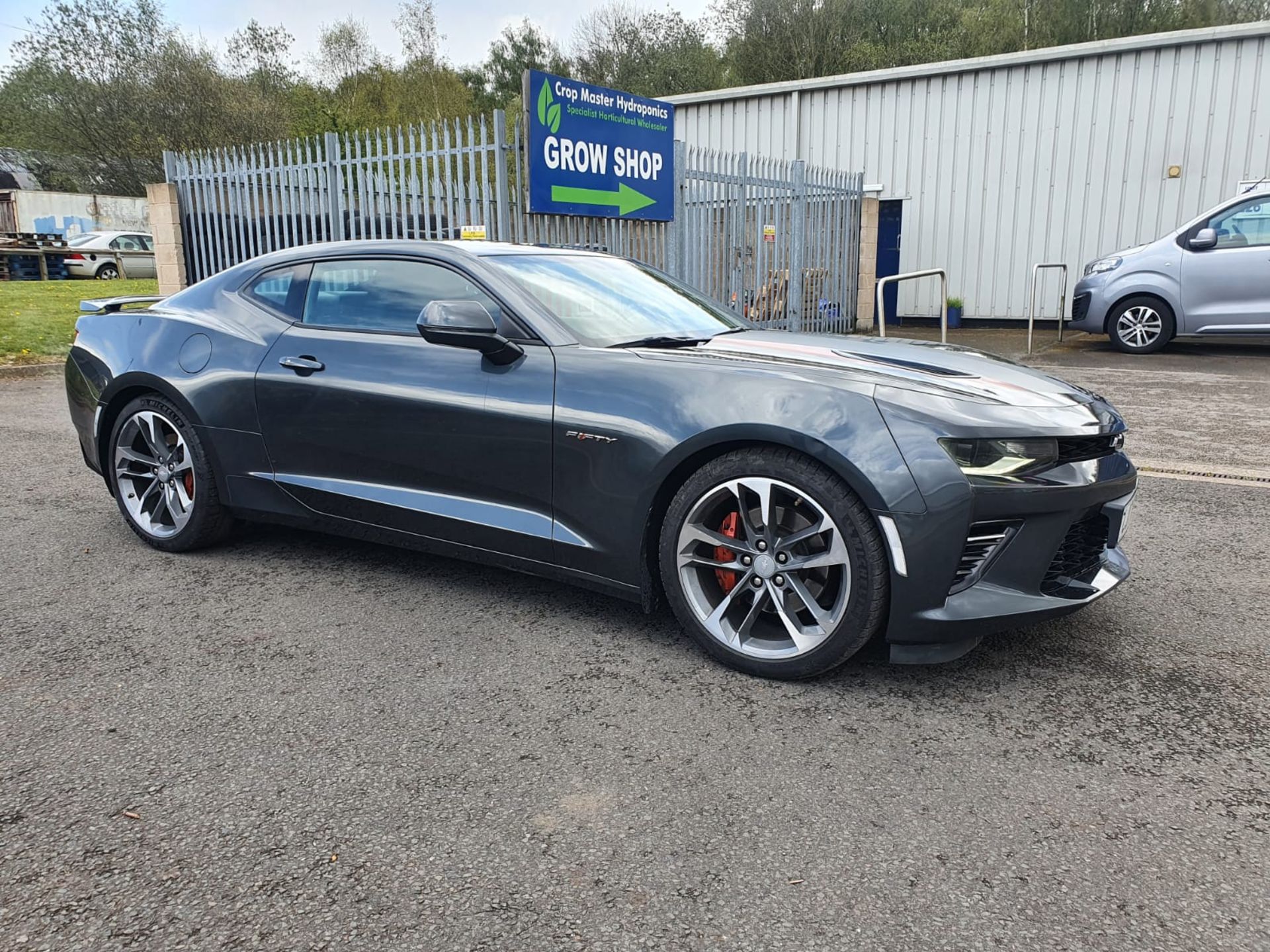 2017/17 REG CHEVROLET CAMARO V8 AUTOMATIC GREY COUPE 50th ANNIVERSARY EDITION, LHD, LOW MILEAGE - Image 2 of 43