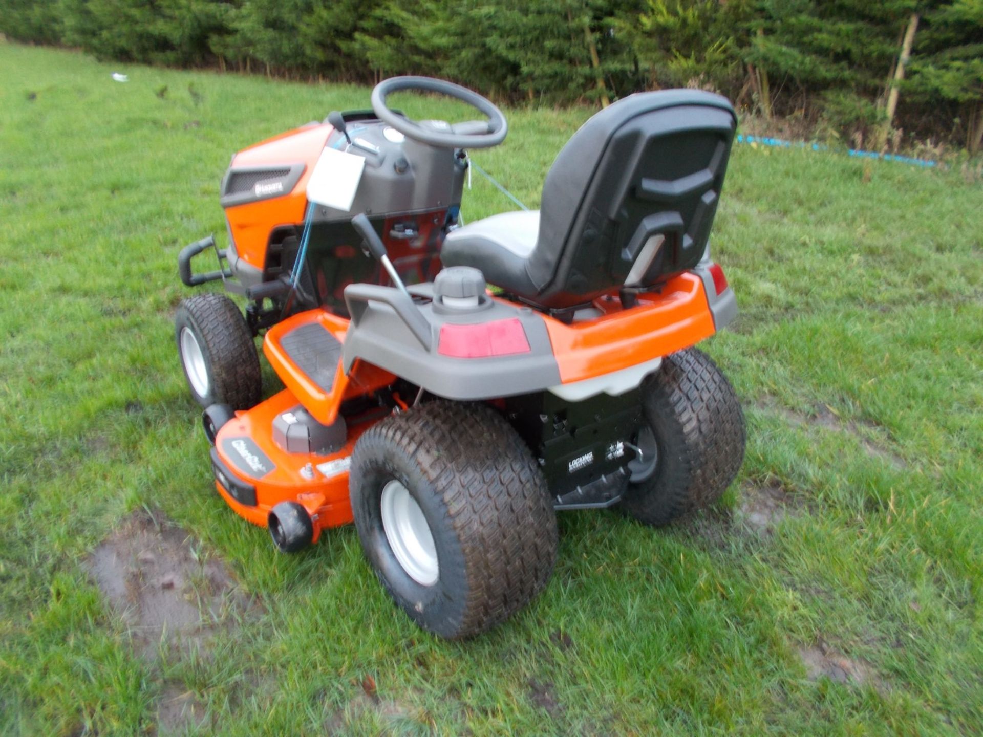 2020 HUSQVARNA TS 248XD RIDE ON MOWER, 48Ó CUTTING DECK *PLUS VAT* - Image 6 of 15