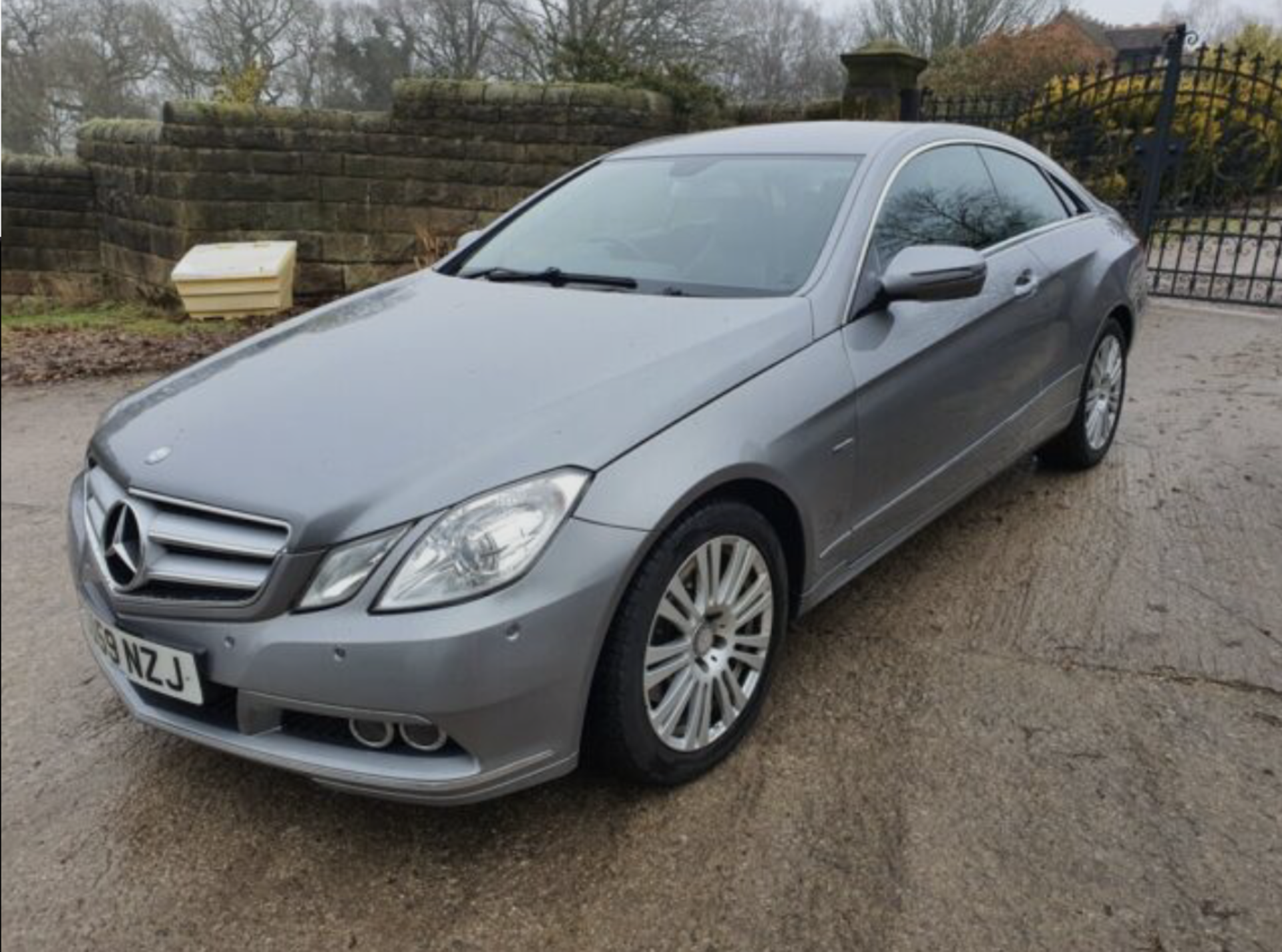 2009 MERCEDES-BENZ E350 BLUE EFFICIENCY CDI COUPE TURBO DIESEL, AUTOMATIC, LOW MILEAGE *NO VAT* - Image 3 of 11