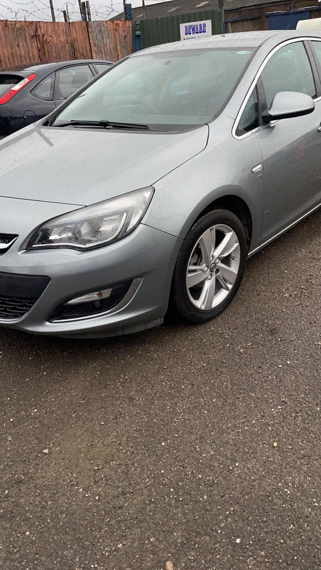 2014 VAUXHALL ASTRA SRI SILVER 5 DOOR HATCHBACK, 54,248 MILES, 1364CC PETROL ENGINE *NO VAT* - Image 2 of 11