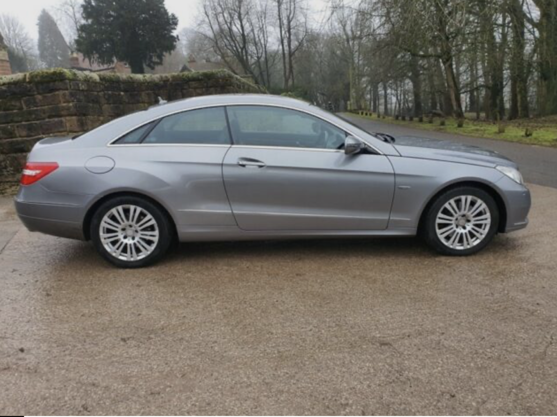 2009 MERCEDES-BENZ E350 BLUE EFFICIENCY CDI COUPE TURBO DIESEL, AUTOMATIC, LOW MILEAGE *NO VAT* - Image 8 of 11