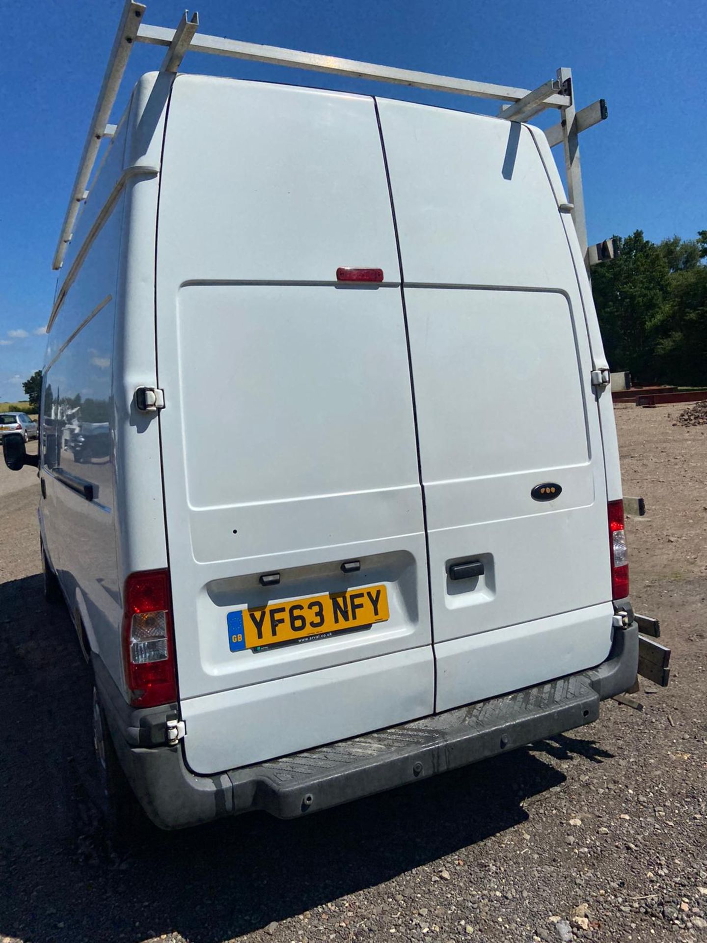 2014 FORD TRANSIT 125 T350 FWD WHITE PANEL VAN, 2.2 DIESEL ENGINE, 111K MILES, 6 SPEED MANUAL*NO VAT - Image 5 of 11