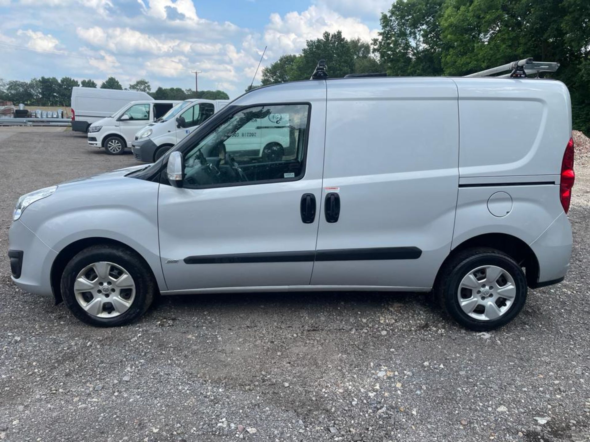 2017 VAUXHALL COMBO 2000 SPORT CDTI ECO S/S EURO 6 PANEL VAN, 63K MILES, SERVICE HISTORY *PLUS VAT* - Image 4 of 11