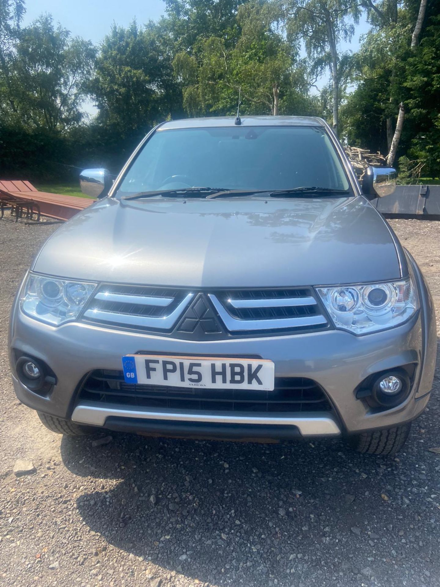 2015 MITSUBISHI L200 CHALLENGER LB DCB DI-D 4X4 GREY PICKUP, 75K MILES WITH 7 SERVICE STAMPS *NO VAT - Image 2 of 12