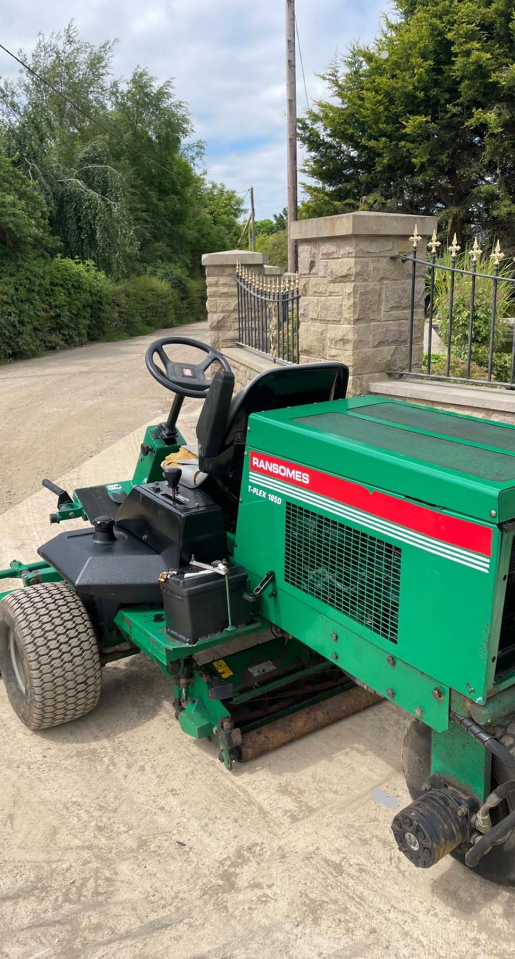 RANSOMES T-PLEX 185D CYLINDER MOWER, 3 WHEEL DRIVE, KUBOTA DIESEL ENGINE *NO VAT* - Image 5 of 5