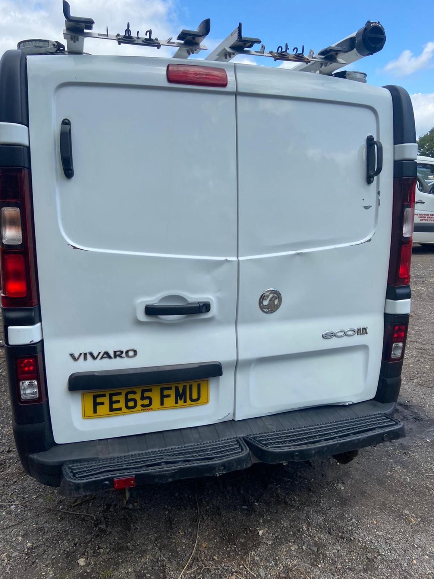 2015 VAUXHALL VIVARO 2900 CDTI ECOFLEX WHITE PANEL VAN, 1.6 DIESEL, 82K MILES WITH FSH *PLUS VAT* - Image 5 of 11