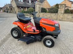 2017 HUSQVARNA TS142 PETROL RIDE ON MOWER, RUNS DRIVES AND CUTS, 42" DECK, HYDROSTATIC *NO VAT*