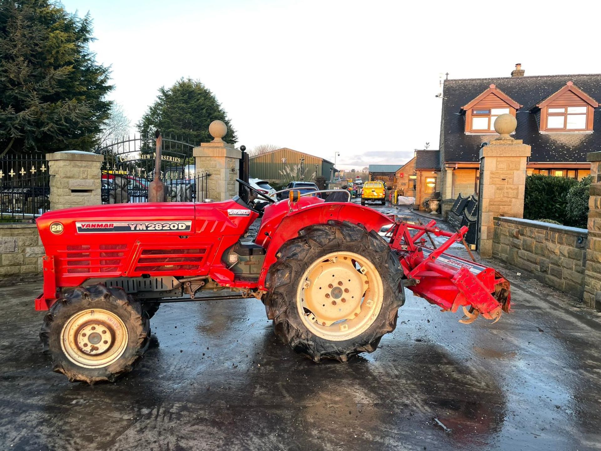 YANMAR YM2820D TRACTOR, 4 WHEEL DRIVE, WITH ROTATOR, RUNS AND WORKS, 3 POINT LINKAGE *PLUS VAT* - Image 3 of 8