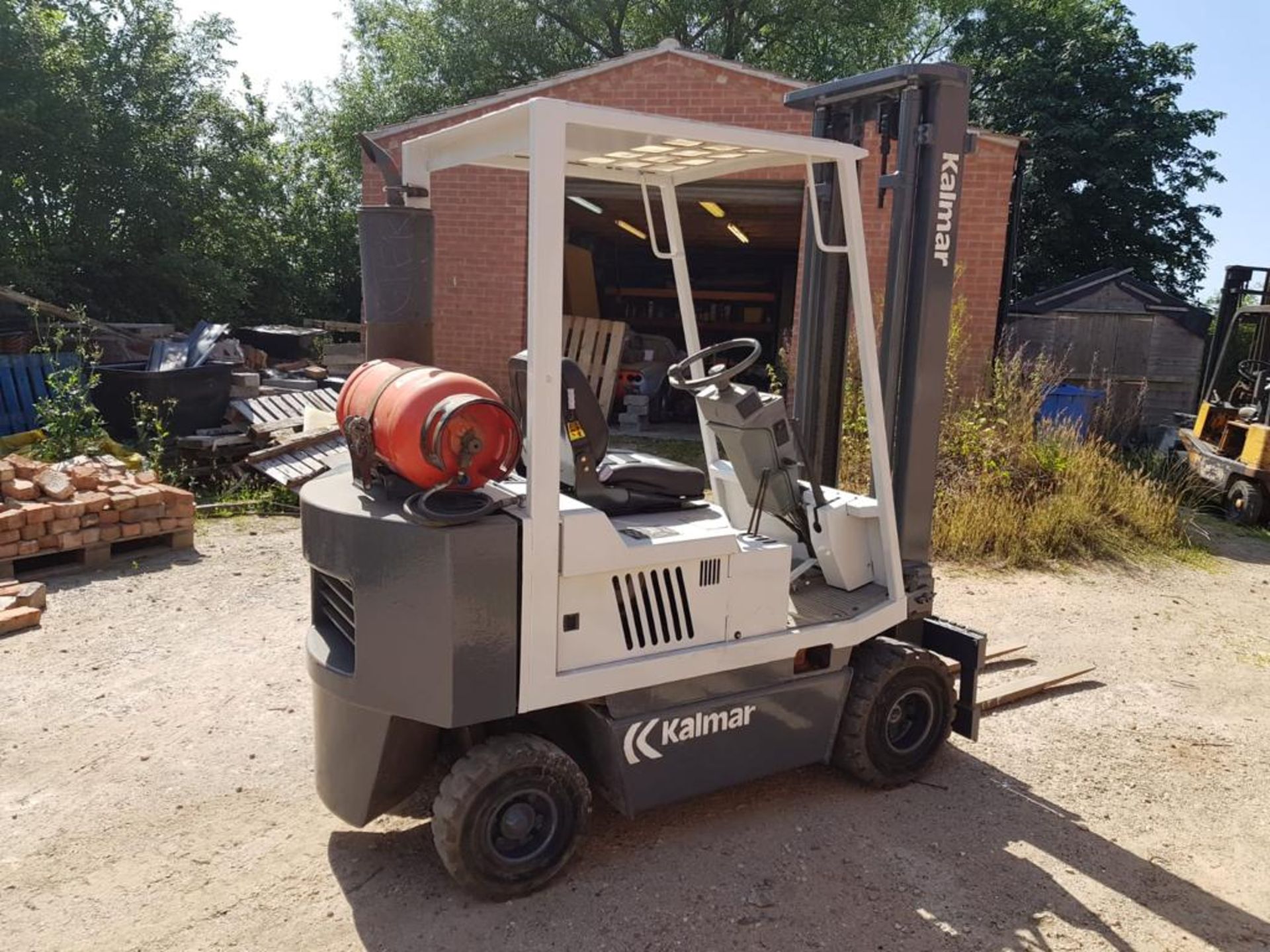 KALMAR CXG 1.75 FORKLIFT, 4565 HOURS, GAS BOTTLE NOT INCLUDED *NO VAT* - Image 3 of 8