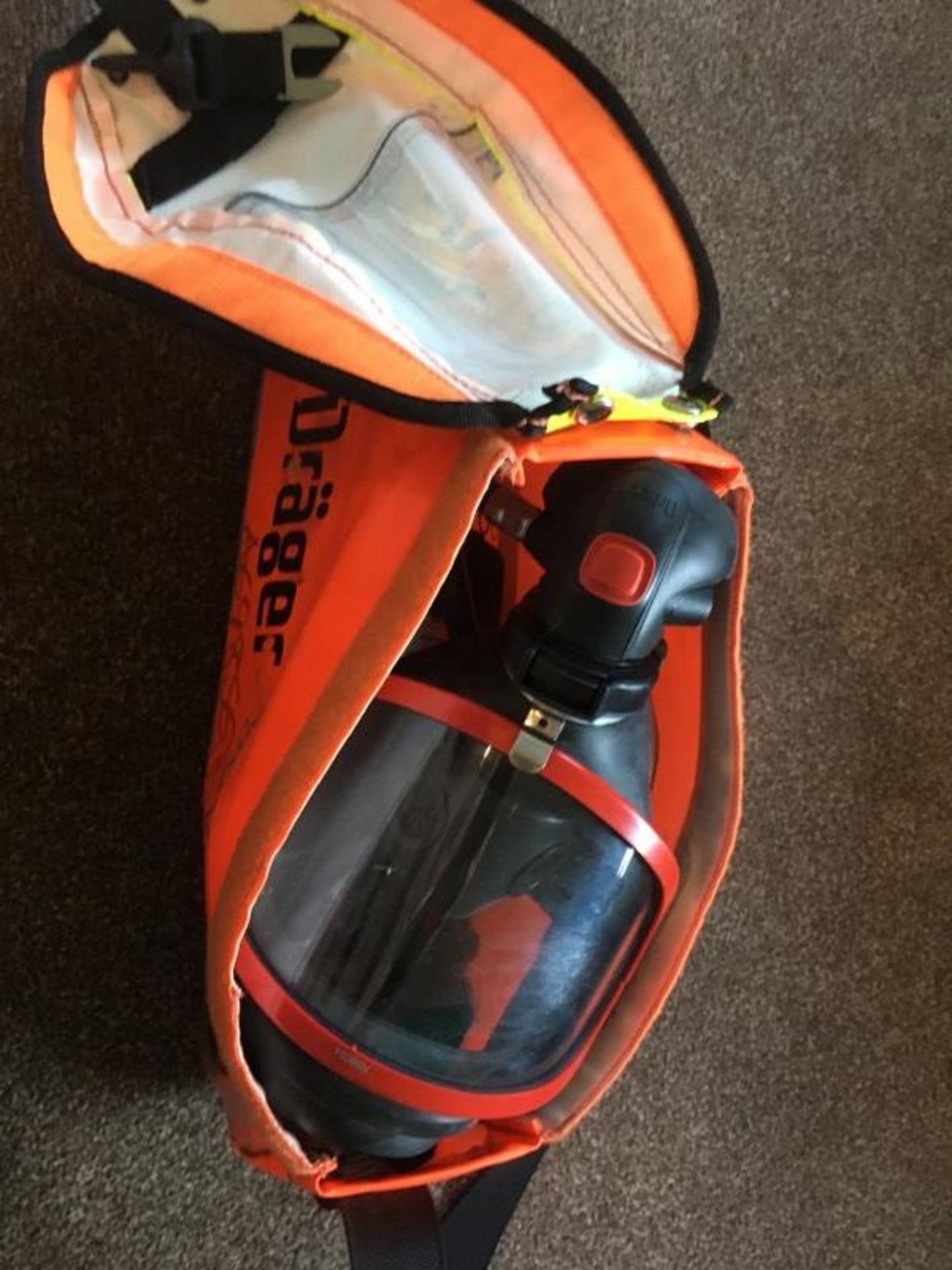 DRAGER SAVER PP15 EMERGENCY ESCAPE BREATHING APPARATUS *NO VAT* - Image 4 of 5