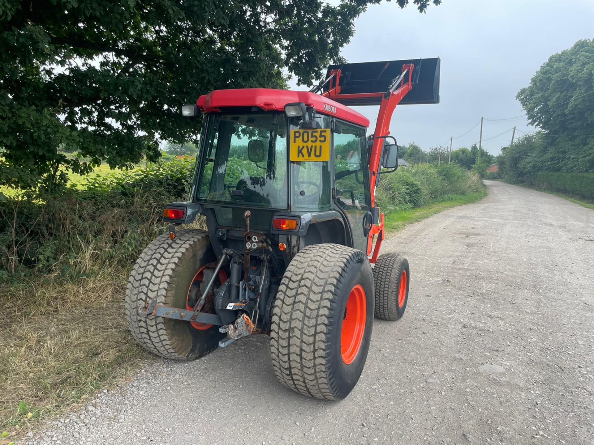 2005/55 KUBOTA L5030D TRACTOR WITH FRONT LOADER AND BUCKET, SHOWING A LOW 1263 HOURS *PLUS VAT* - Image 7 of 12