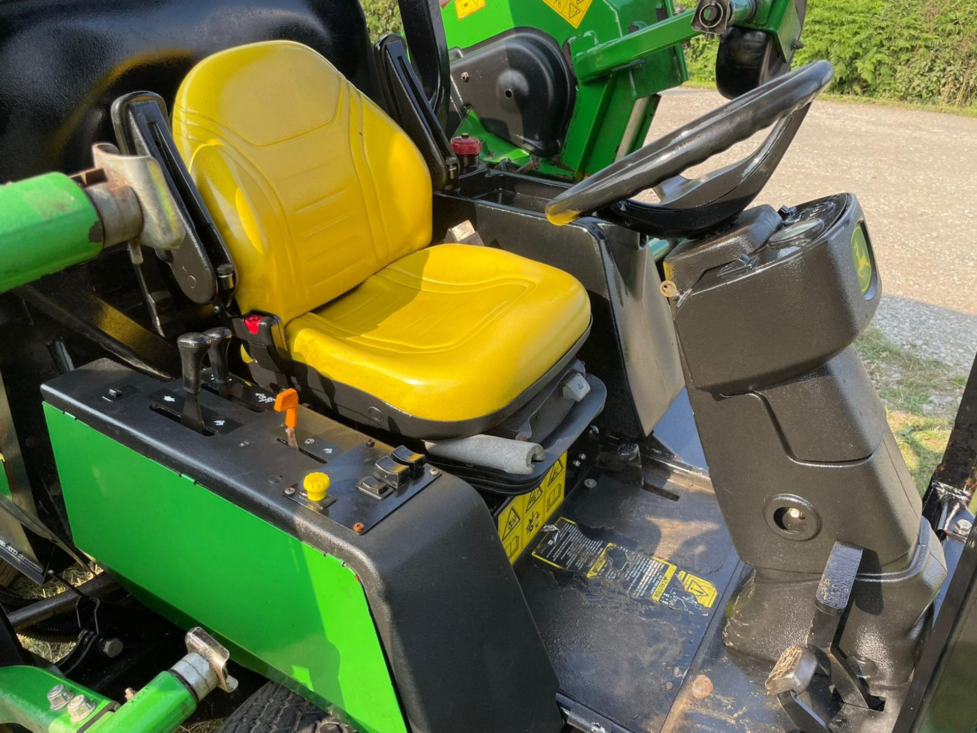 2011 JOHN DEERE 1600 WAM TURBO BATWING MOWER, RUNS DRIVES AND CUTS, A LOW 1796 HOURS *PLUS VAT* - Image 11 of 12