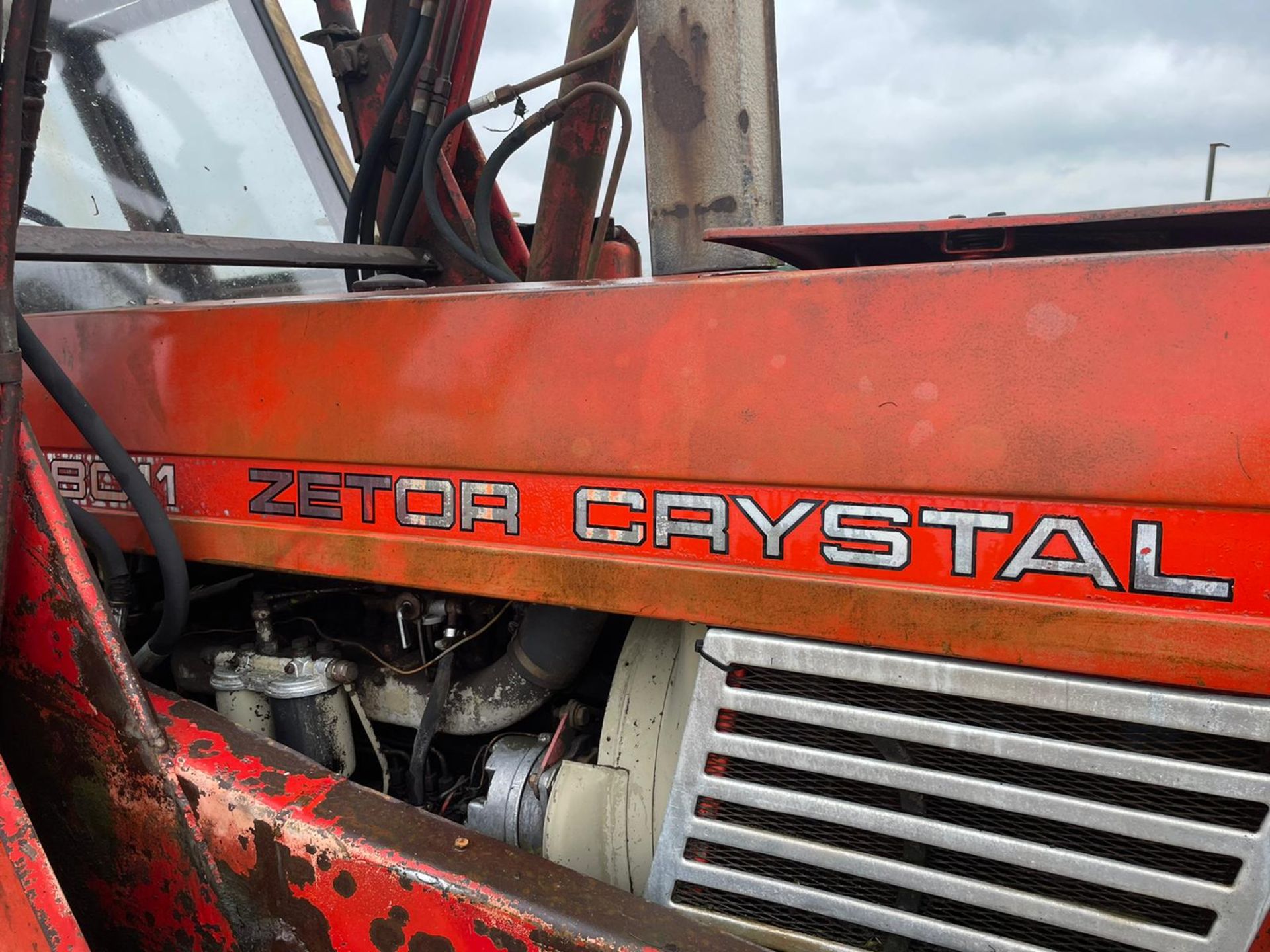 ZETOR CRYSTAL 8011 TRACTOR WITH LOADER, BALE SPIKE AND REAR WEIGHT, ROAD REGISTERED *PLUS VAT* - Image 10 of 10