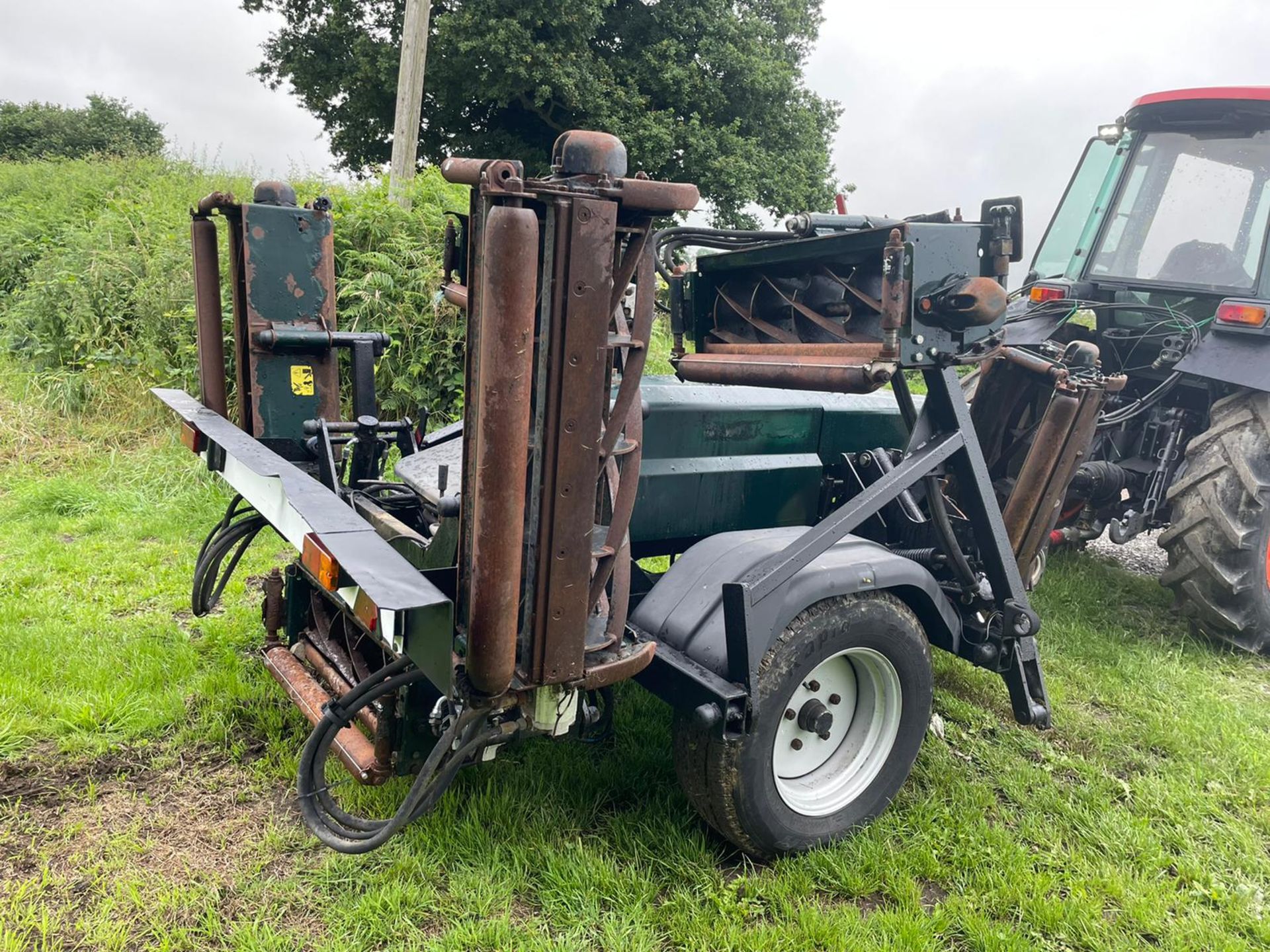 HAYTER TM749 7 GANG SINGLE AXLE TOW BEHIND MOWER, PTO DRIVEN, JOCKEY WHEEL *PLUS VAT* - Image 5 of 9