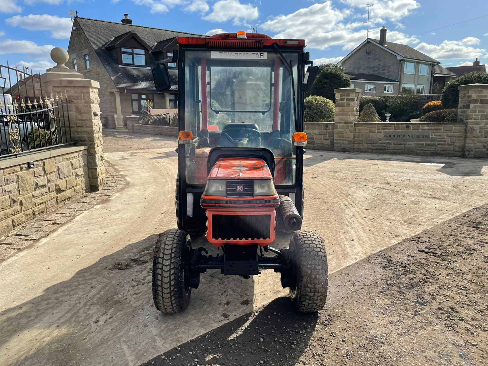 KUBOTA B2150 COMPACT TRACTOR, RUNS AND DRIVES, 3 POINT LINKAGE, 23HP, HYDROSTATIC *PLUS VAT* - Bild 5 aus 6