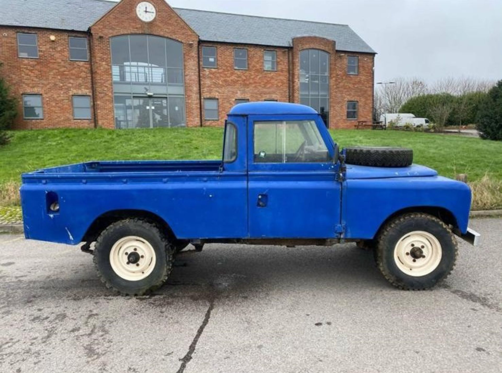 1980 LAND ROVER 109" - 4 CYL 2.3 PETROL BLUE LIGHT UTILITY 4X4 *PLUS VAT* - Image 5 of 6