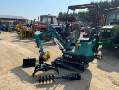 NEW AND UNUSED HIGH TOP HT10 MINI DIGGER / EXCAVATOR, RUNS DRIVES AND DIGS *PLUS VAT*