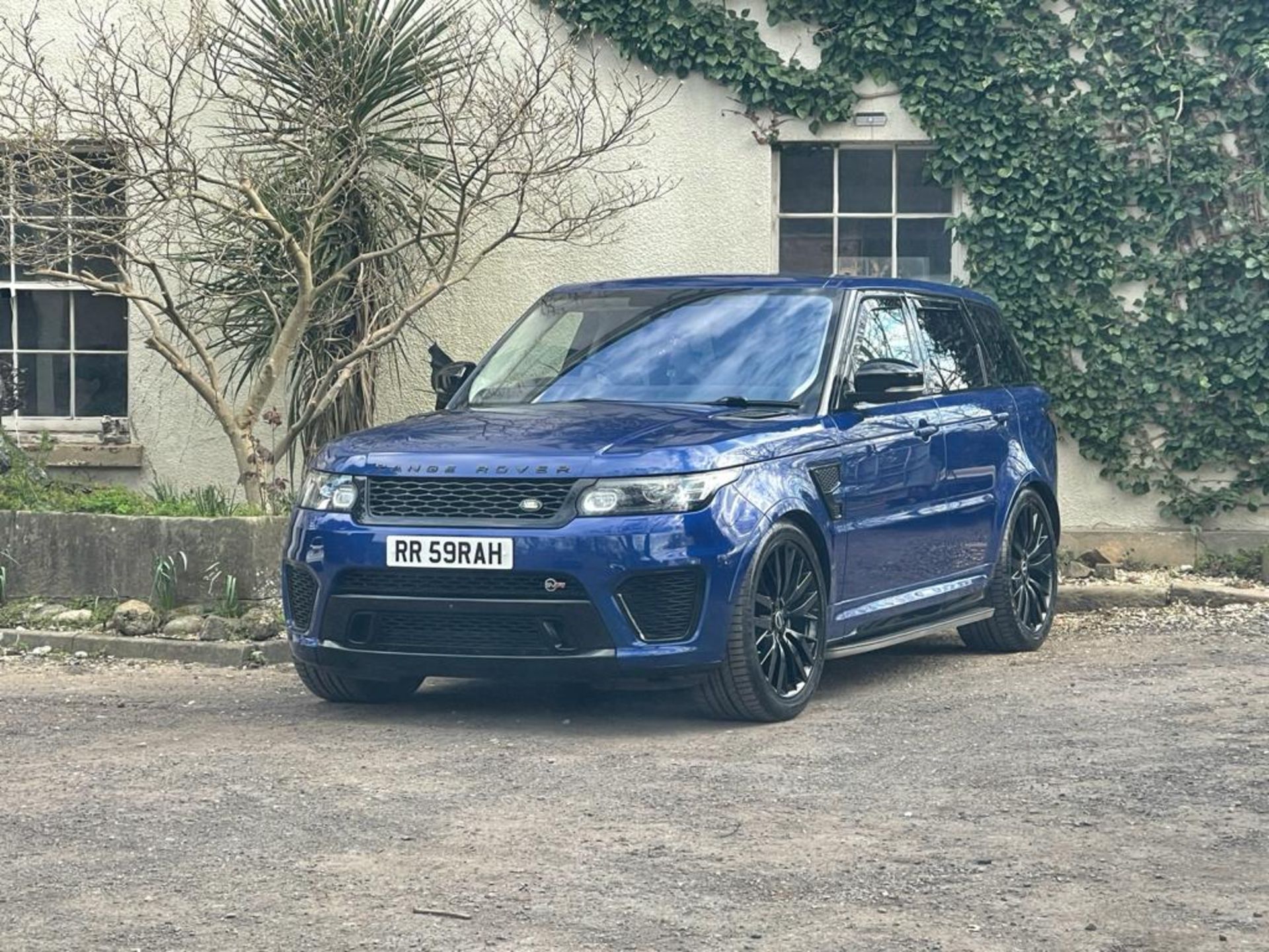 2016 RANGE ROVER SPORT SVR AUTOBIOGRAPHY DYNAMIC V8 SUPERCHARGED AUTOMATIC 5.0 550PS PETROL ENGINE - Image 5 of 28