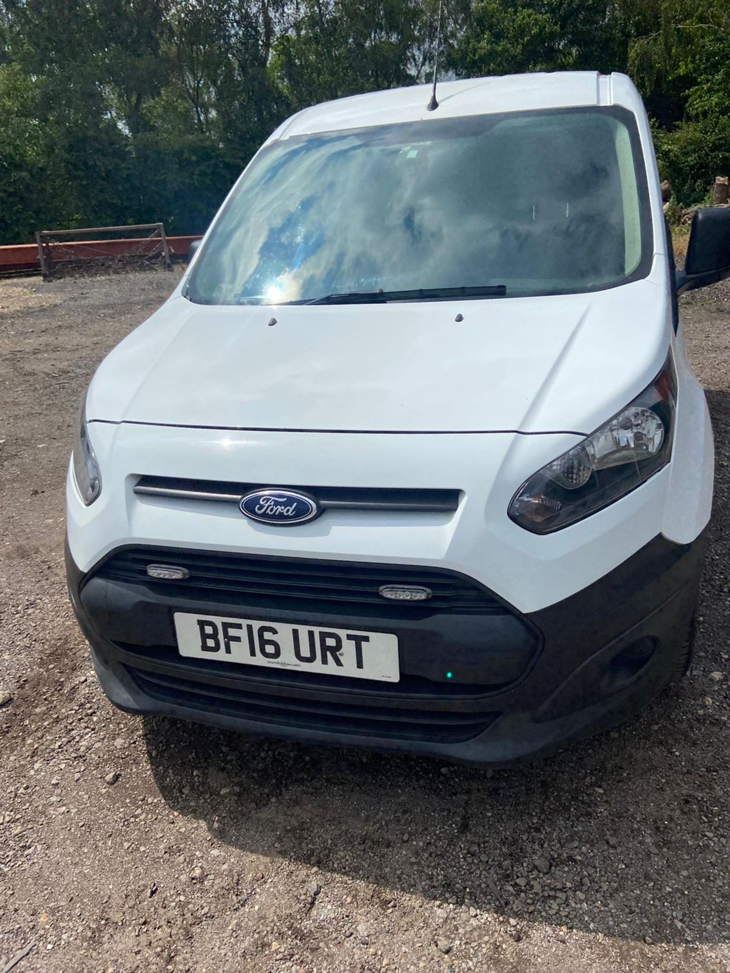 2016 FORD TRANSIT CONNECT 200 ECONETIC WHITE PANEL VAN, 107K MILES, 1.5 DIESEL *PLUS VAT* - Image 2 of 11