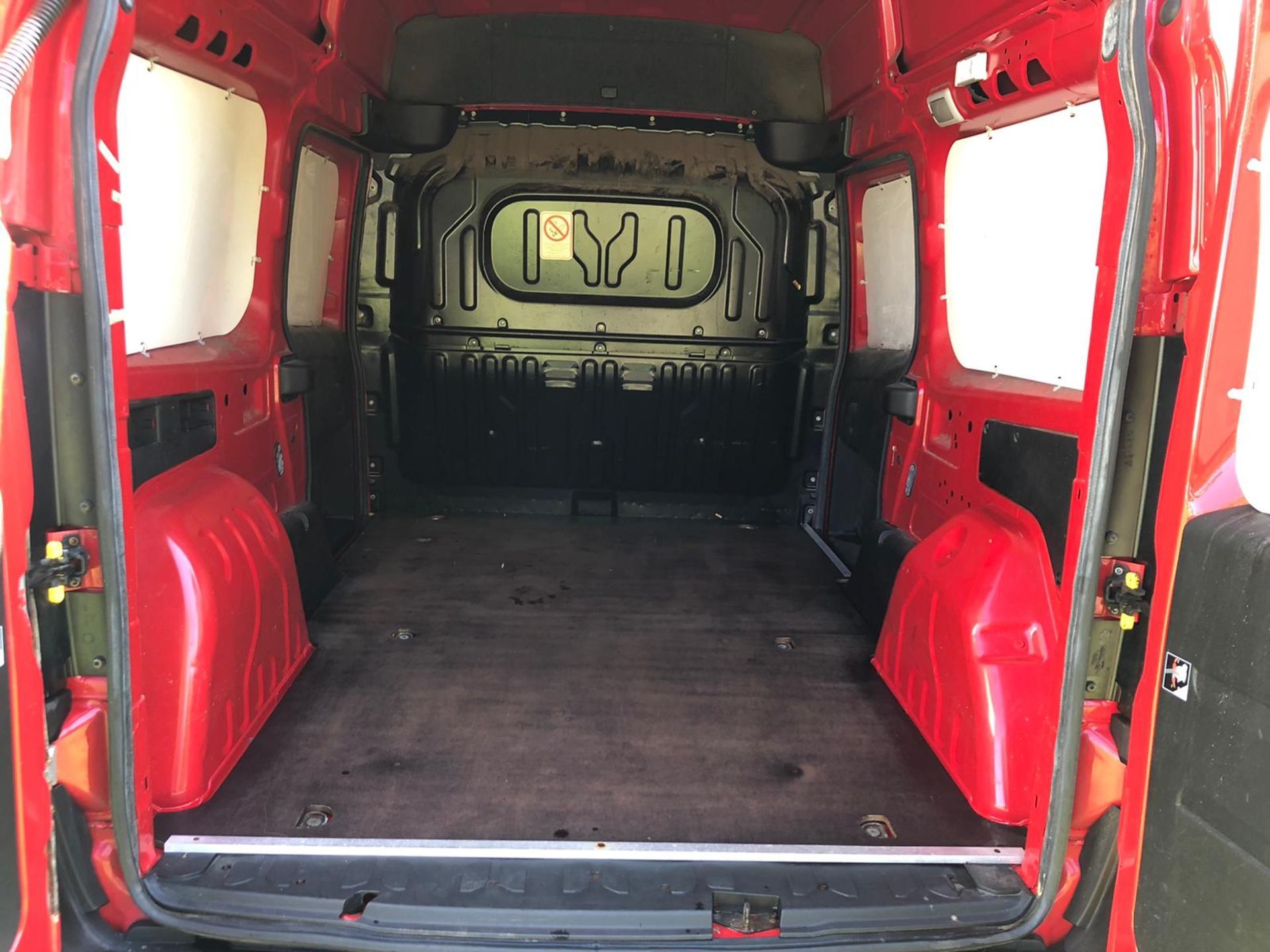 2013 FIAT DOBLO 16V XL MULTIJET LWB RED PANEL VAN, 1.6 DIESEL ENGINE, SHOWING 86K MILES *PLUS VAT* - Bild 9 aus 15