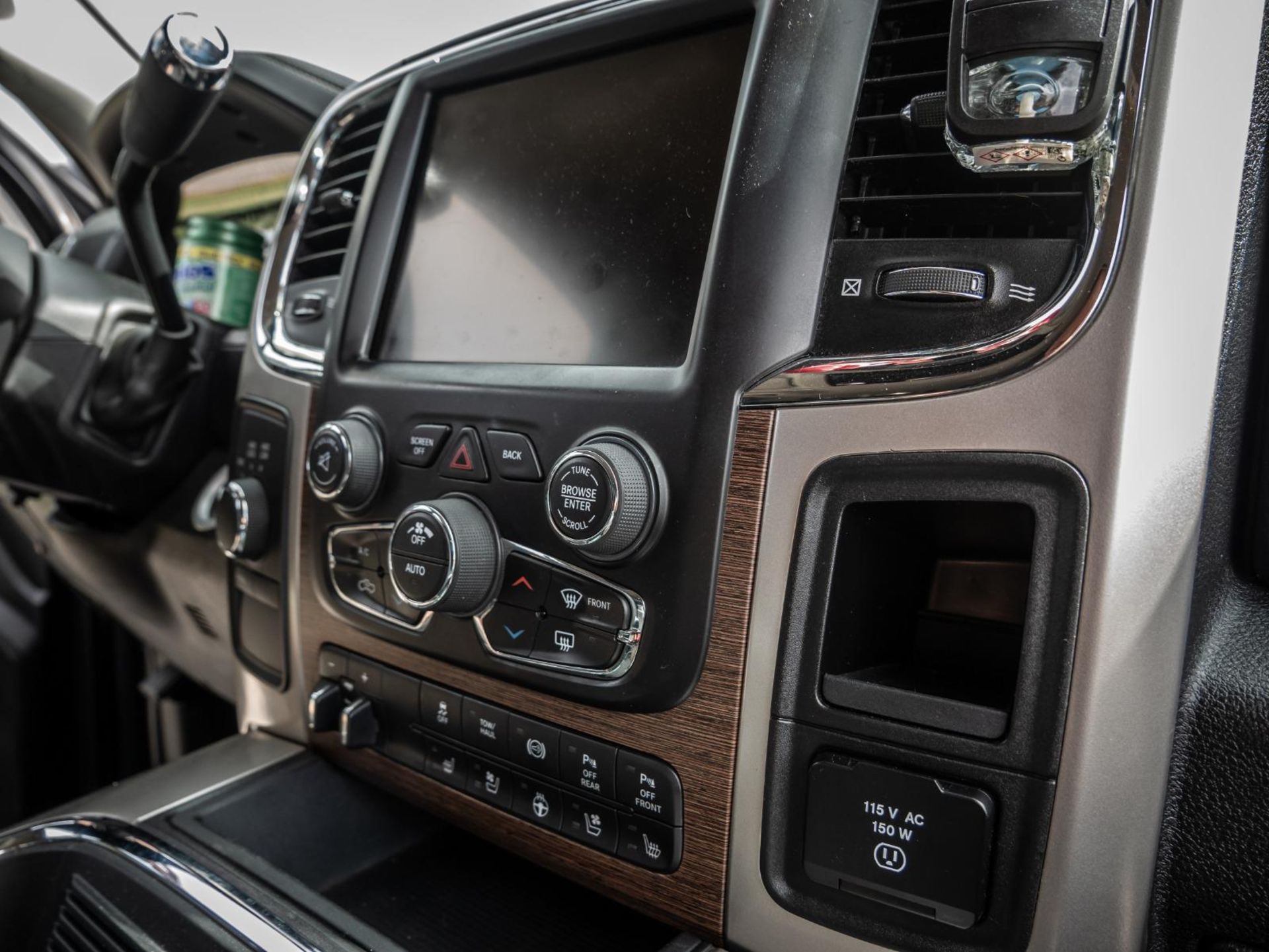 2017 DODGE RAM 2500 LARAMIE CUMMINS EDITION BLACK PICK UP. 6.7 DIESEL 500BHP+, 56,700 MILES *NO VAT* - Image 24 of 31