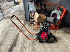 2018 BELLE PCLX320 PETROL WACKER PLATE, HONDA GX100 ENGINE, 59kg, PLATE SIZE 320 x 417mm *NO VAT*