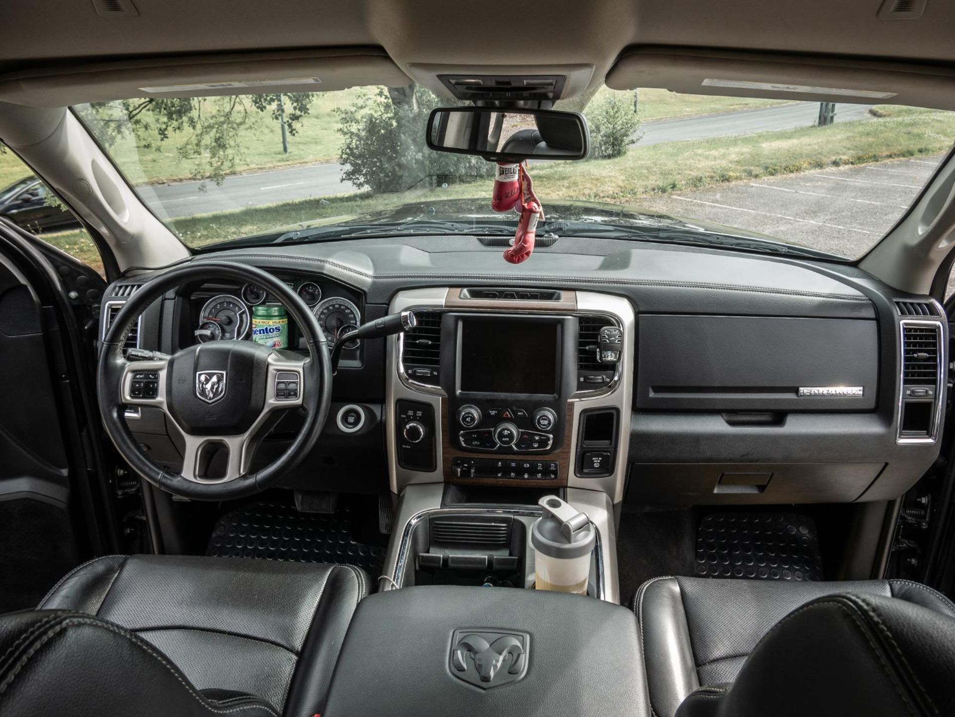 2017 DODGE RAM 2500 LARAMIE CUMMINS EDITION BLACK PICK UP. 6.7 DIESEL 500BHP+, 56,700 MILES *NO VAT* - Image 30 of 31