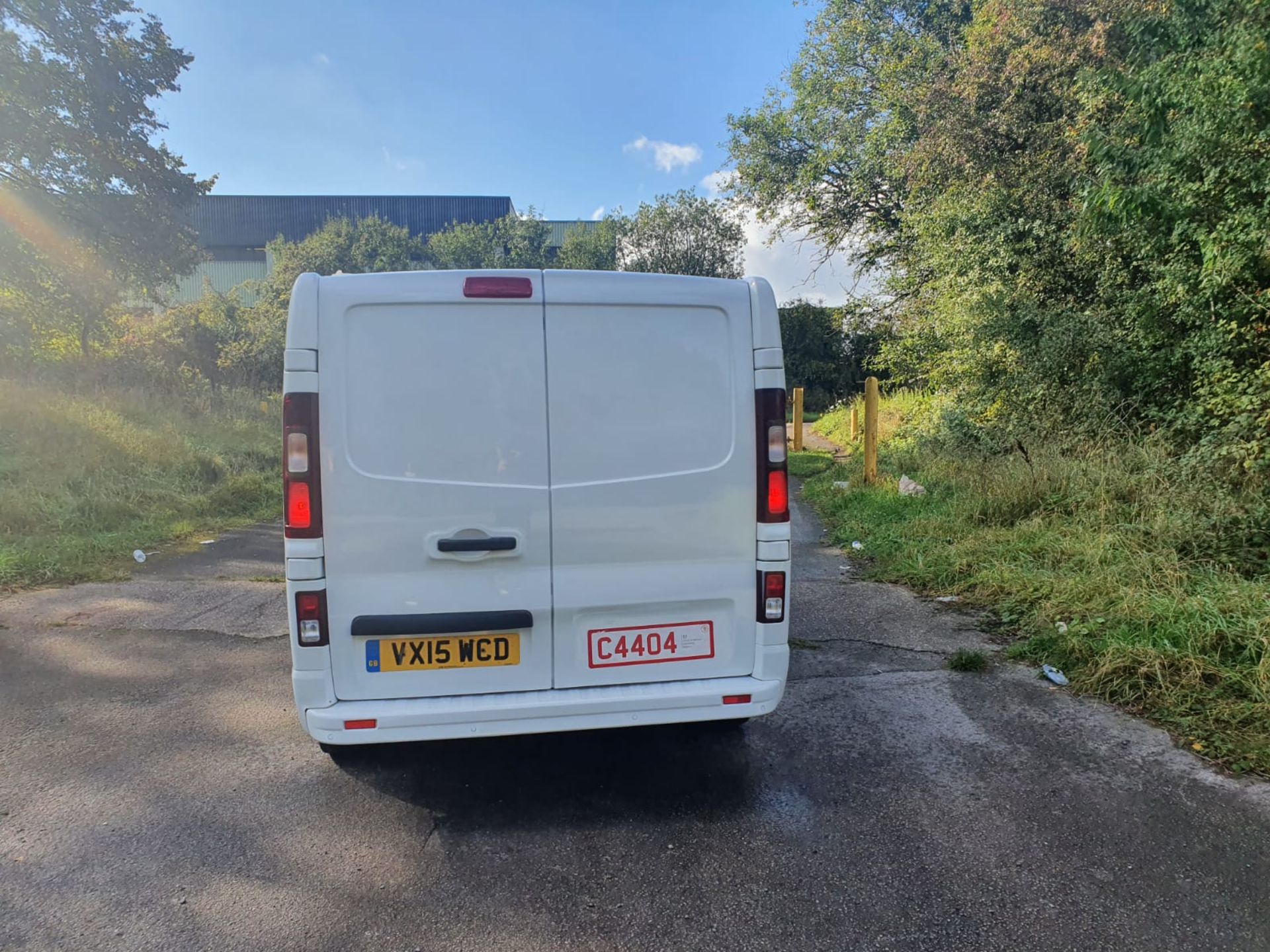 2015/15 REG VAUXHALL VIVARO 2900 SPORTIVE CDTI 1.6, 6 SEAT CREW PANEL VAN, SHOWING 0 FORMER KEEPERS - Image 6 of 18