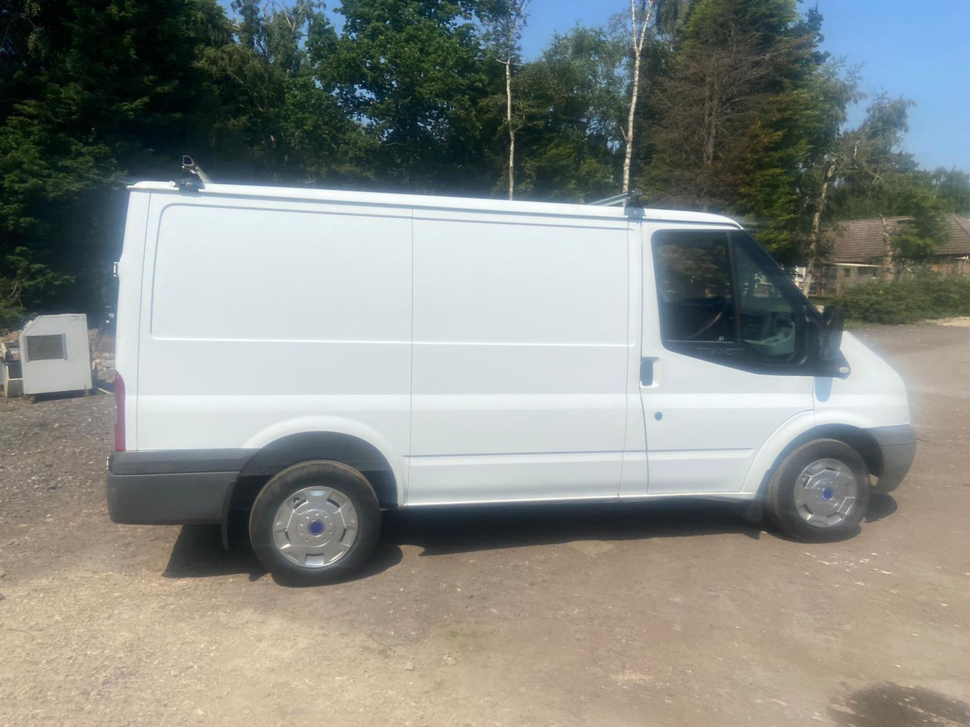 2011 FORD TRANSIT 85 T260M FWD WHITE PANEL VAN, 2.2 DIESEL ENGINE, 100,850 MILES *PLUS VAT* - Image 6 of 11