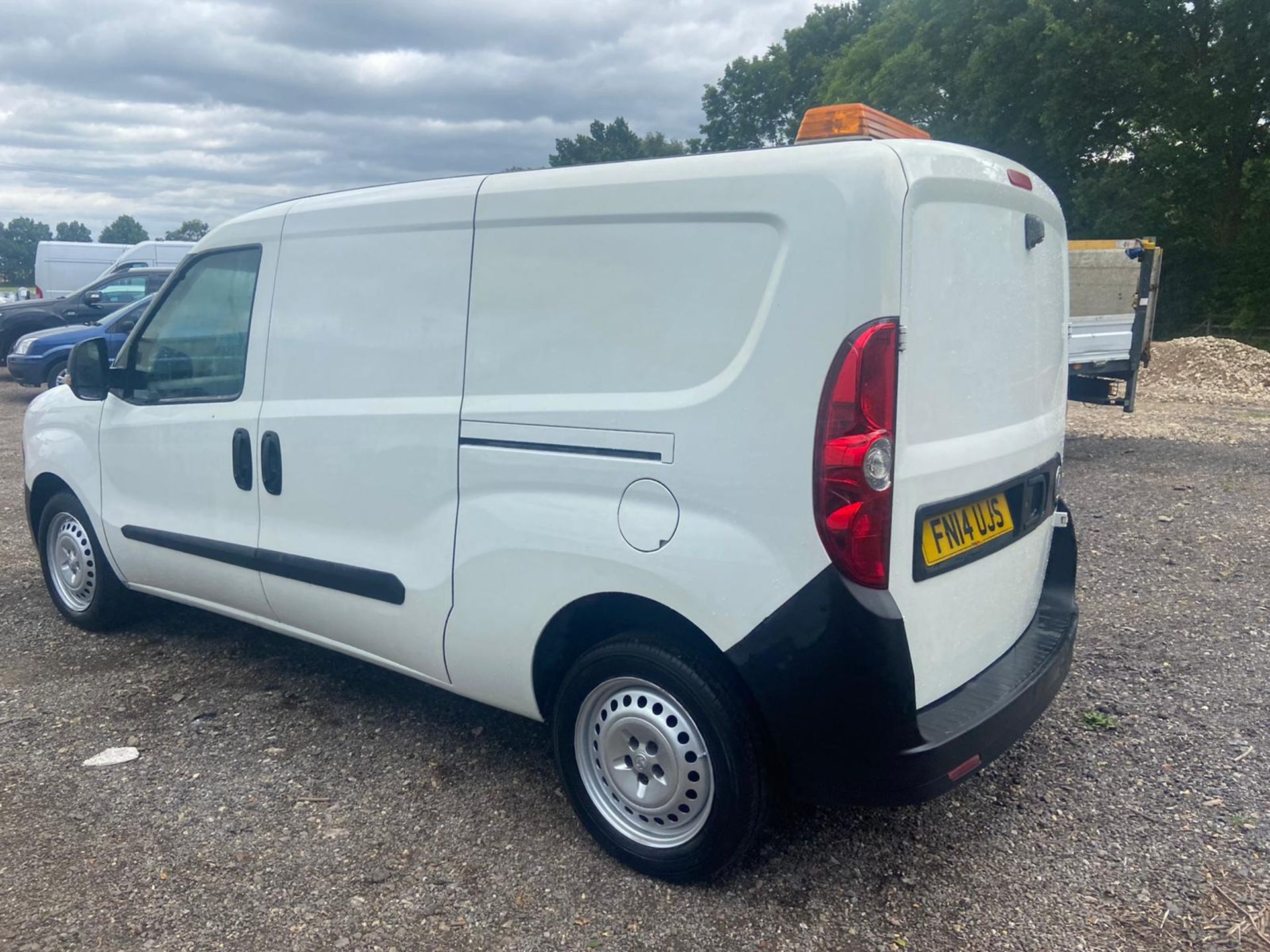 2014 VAUXHALL COMBO 2300 L2H1 CDTI SS E-FLEX WHITE PANEL VAN, 1.2 DIESEL ENGINE, 103K MILES*PLUS VAT - Image 4 of 10