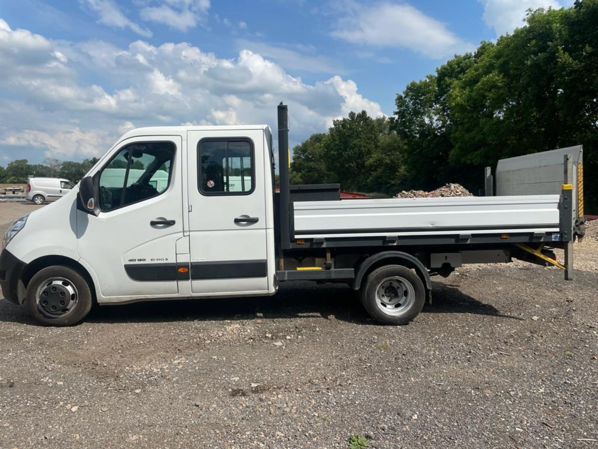 2012 RENAULT MASTER ML35 DCI DRW WHITE DROPSIDE LORRY, 2.3 DIESEL ENGINE, 110K MILES *PLUS VAT* - Image 4 of 12