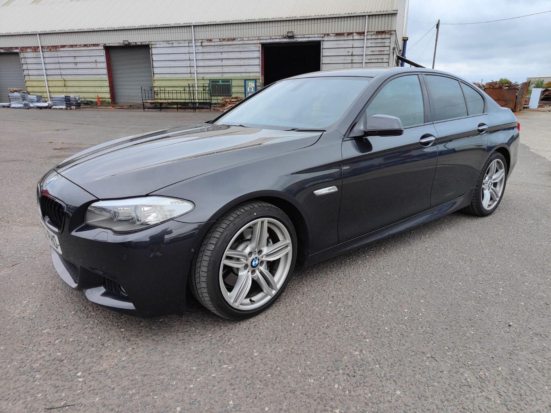 2013 BMW 530D M SPORT AUTO GREY 4 DOOR SALOON, 40,271 MILES, 3.0 DIESEL ENGINE *NO VAT* - Image 3 of 16